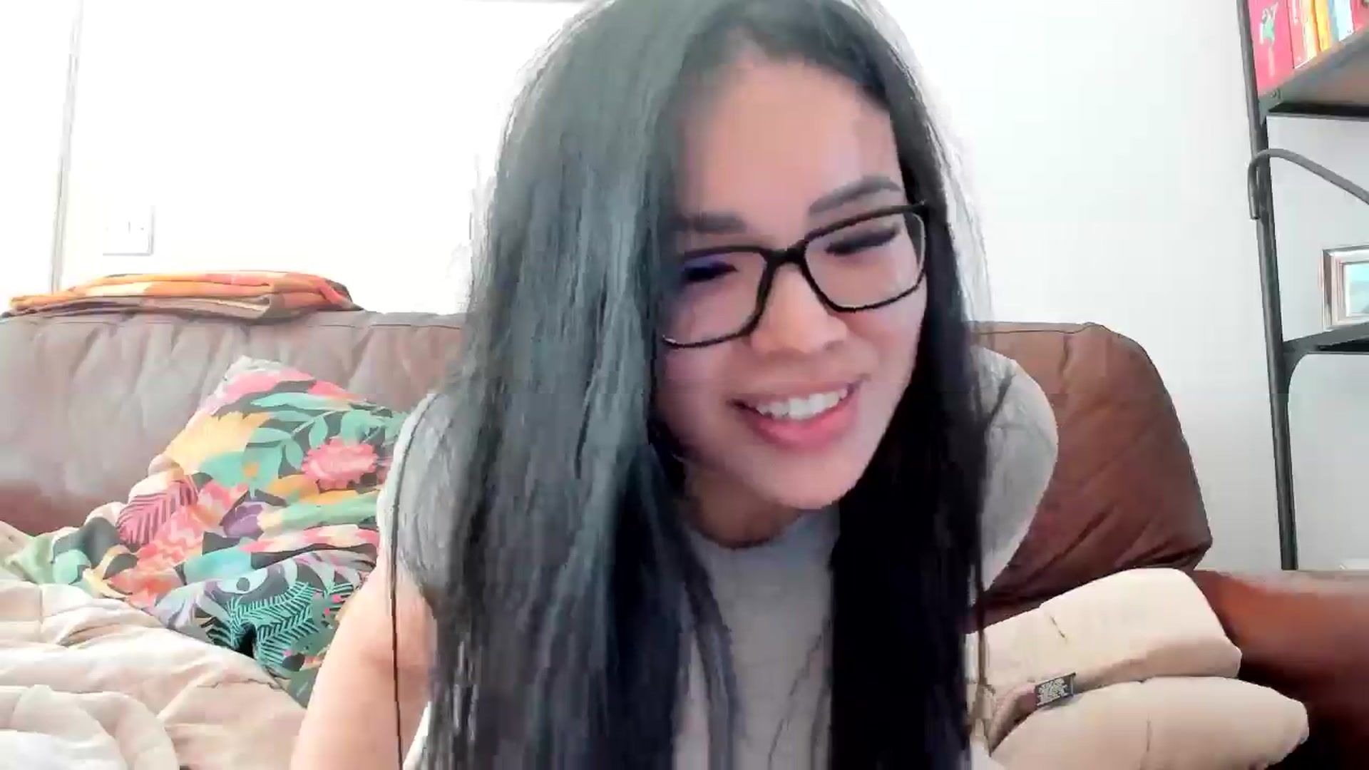 Gallery image thumbnail from DumplingHyuga's myfreecams stream on, 05/02/2025, 17:36 image 11 of 20
