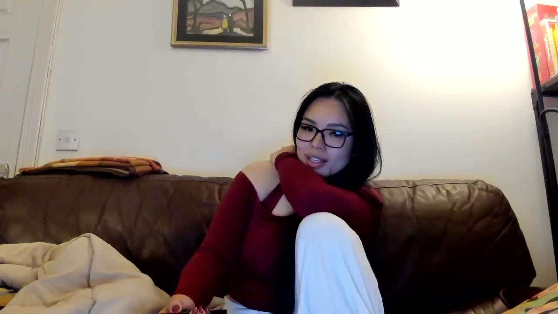 Gallery image thumbnail from DumplingHyuga's myfreecams stream on, 05/04/2025, 24:07 image 11 of 20