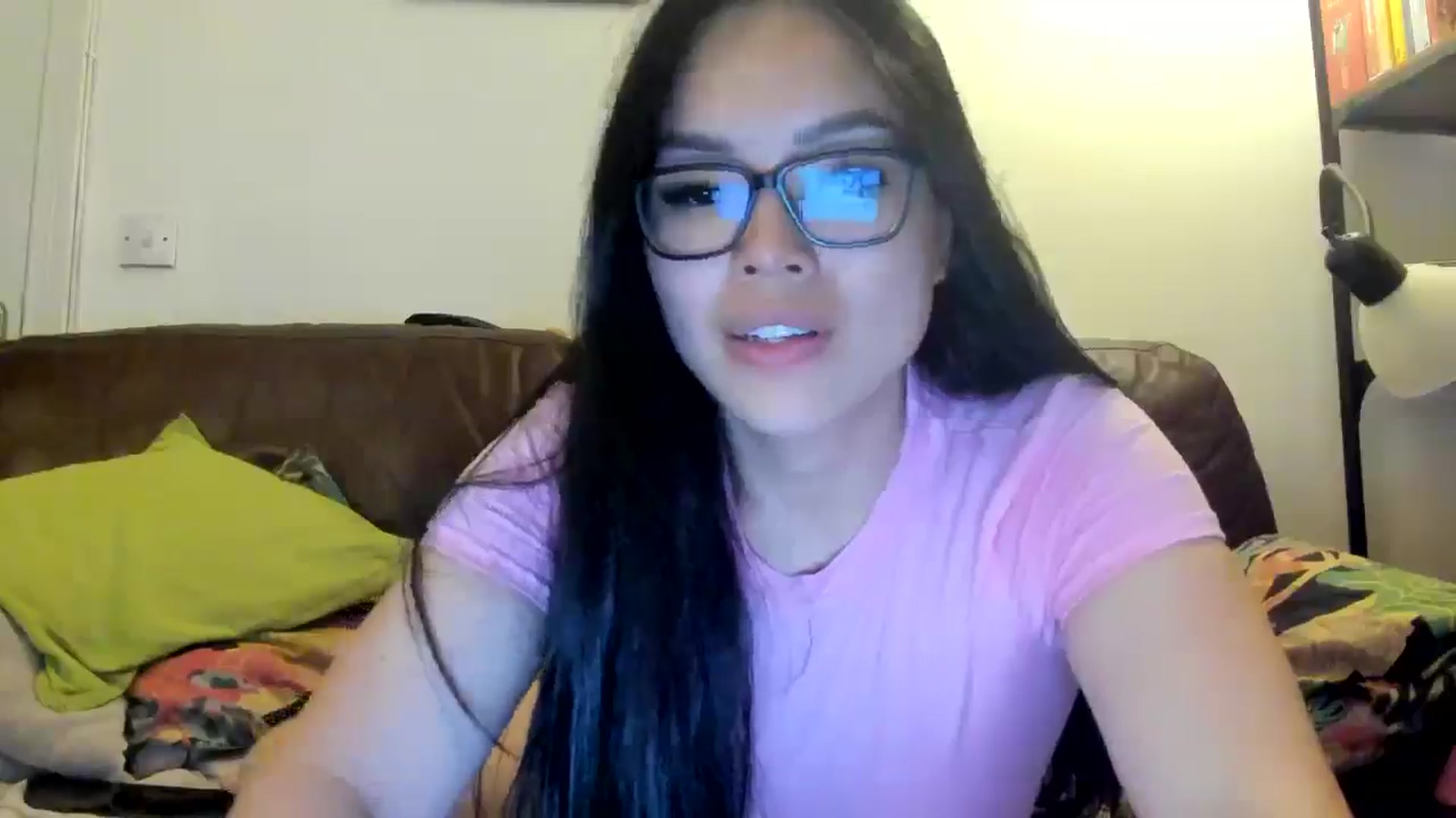 Gallery image thumbnail from DumplingHyuga's myfreecams stream on, 05/08/2025, 23:43 image 13 of 20