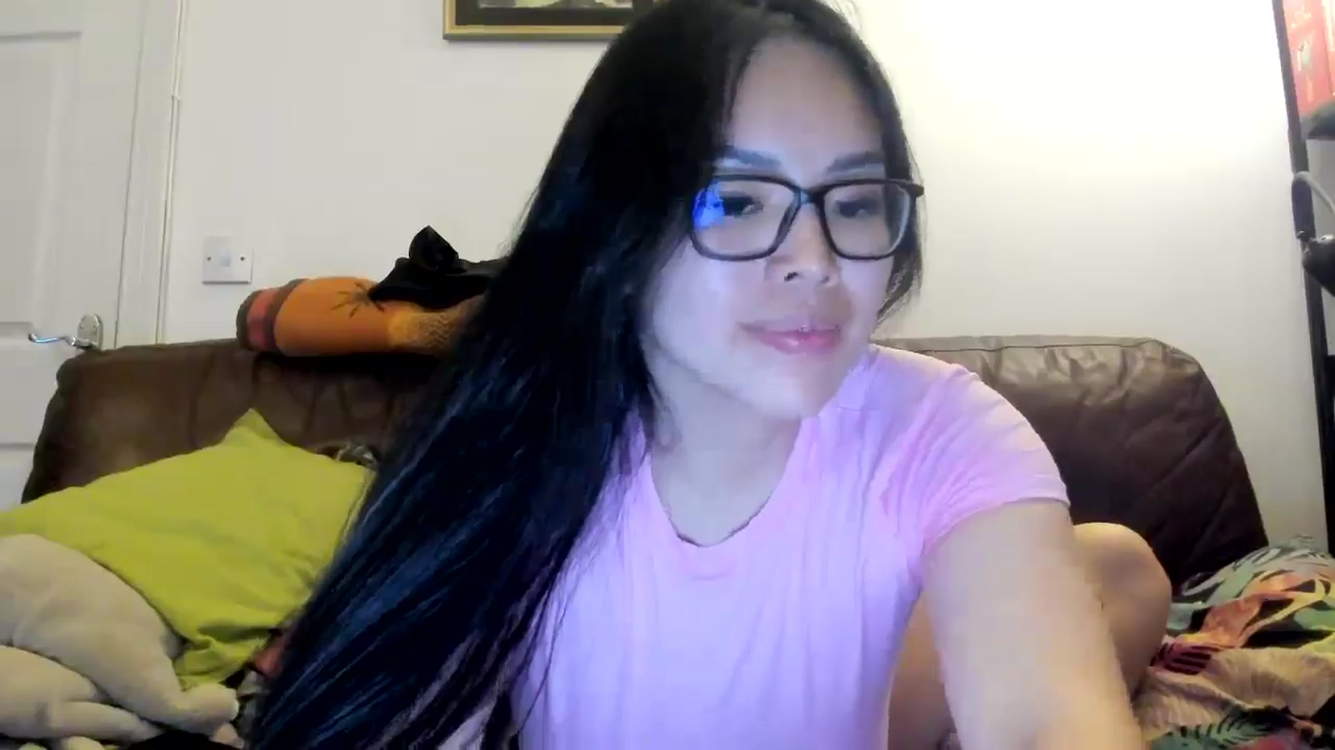 Gallery image thumbnail from DumplingHyuga's myfreecams stream on, 05/08/2025, 23:43 image 2 of 20