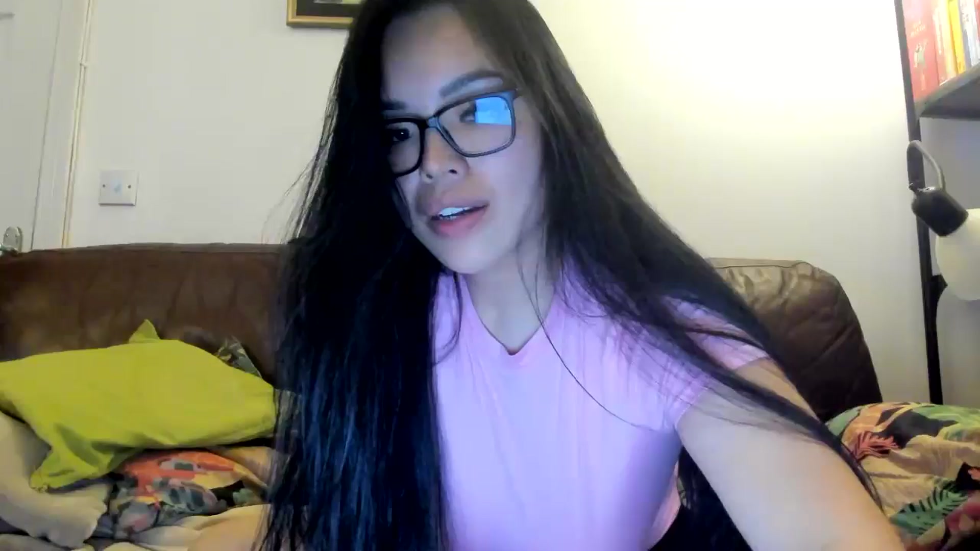 Gallery image thumbnail from DumplingHyuga's myfreecams stream on, 05/08/2025, 23:43 image 17 of 20