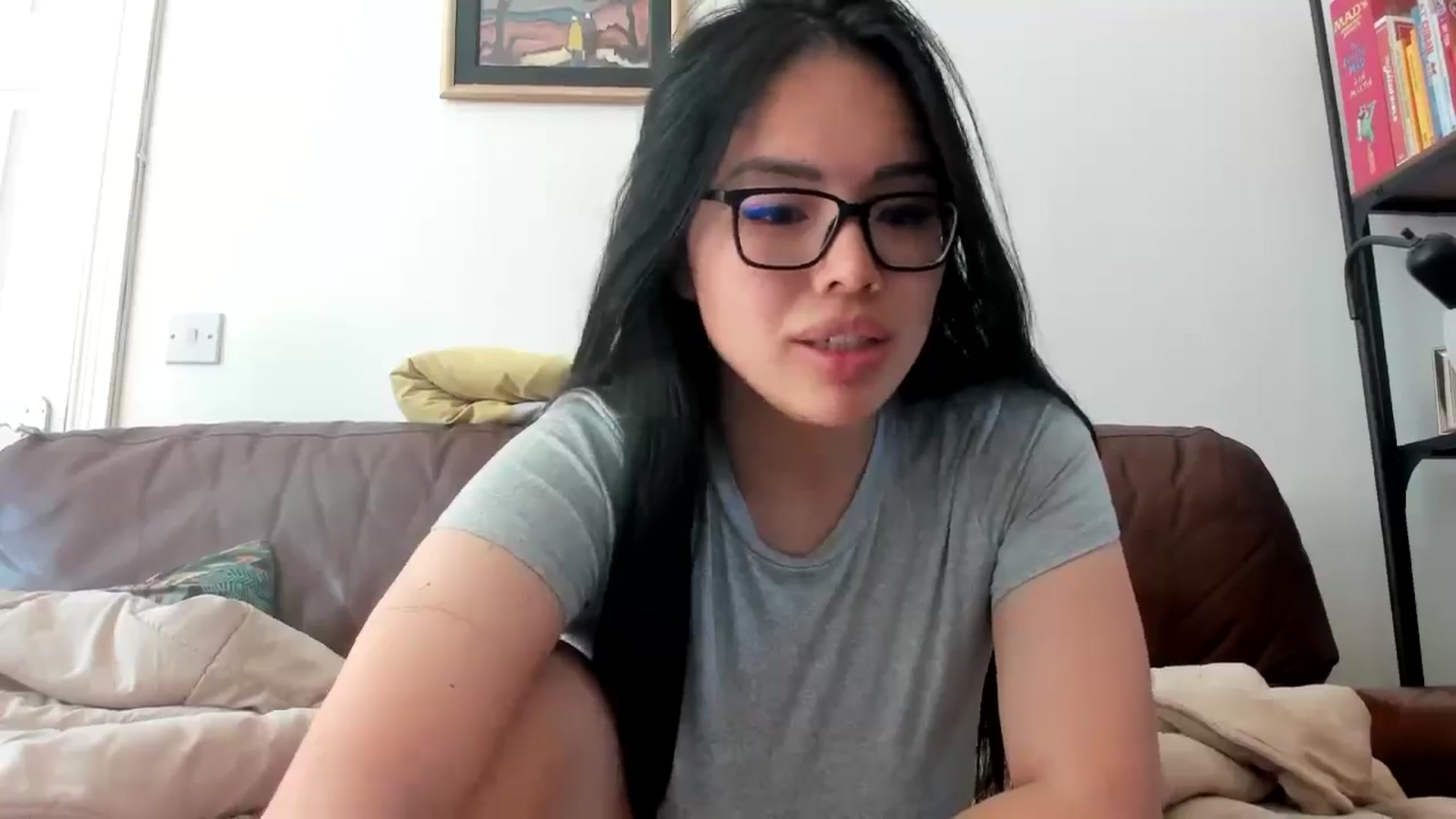 Gallery image thumbnail from DumplingHyuga's myfreecams stream on, 05/15/2025, 14:35 image 8 of 20
