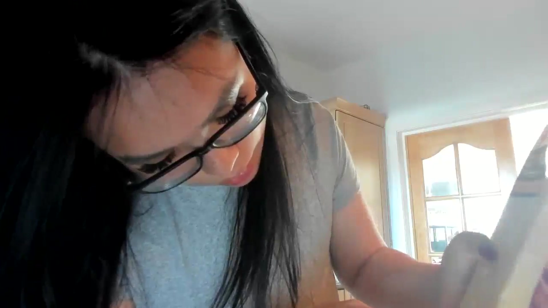 Gallery image thumbnail from DumplingHyuga's myfreecams stream on, 05/15/2025, 15:42 image 9 of 20