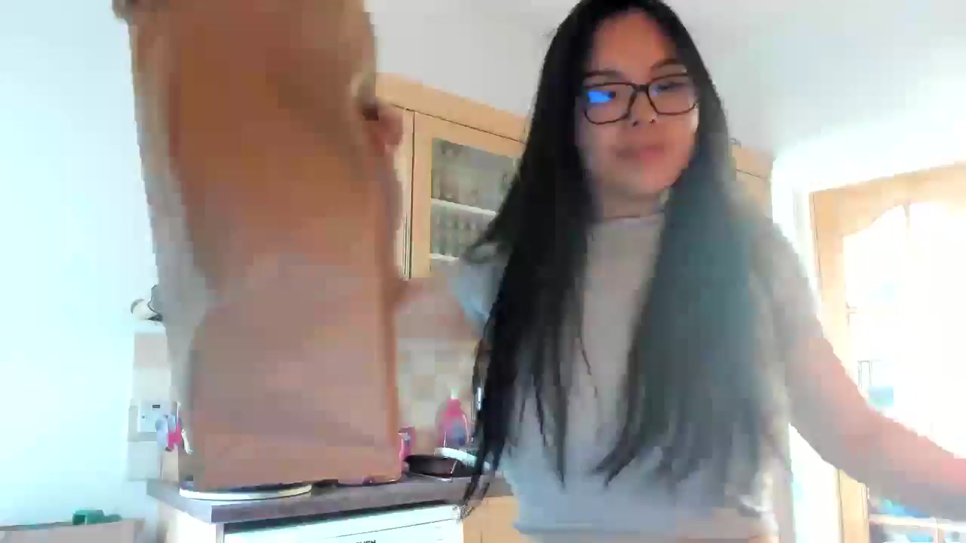 Gallery image thumbnail from DumplingHyuga's myfreecams stream on, 05/15/2025, 15:42 image 3 of 20
