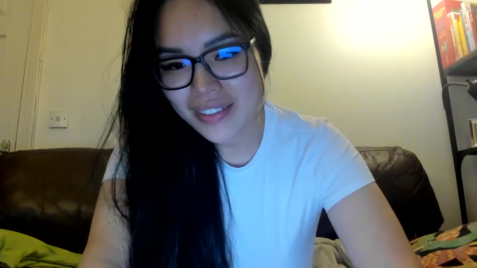 Gallery image thumbnail from DumplingHyuga's myfreecams stream on, 05/15/2025, 21:44 image 15 of 20