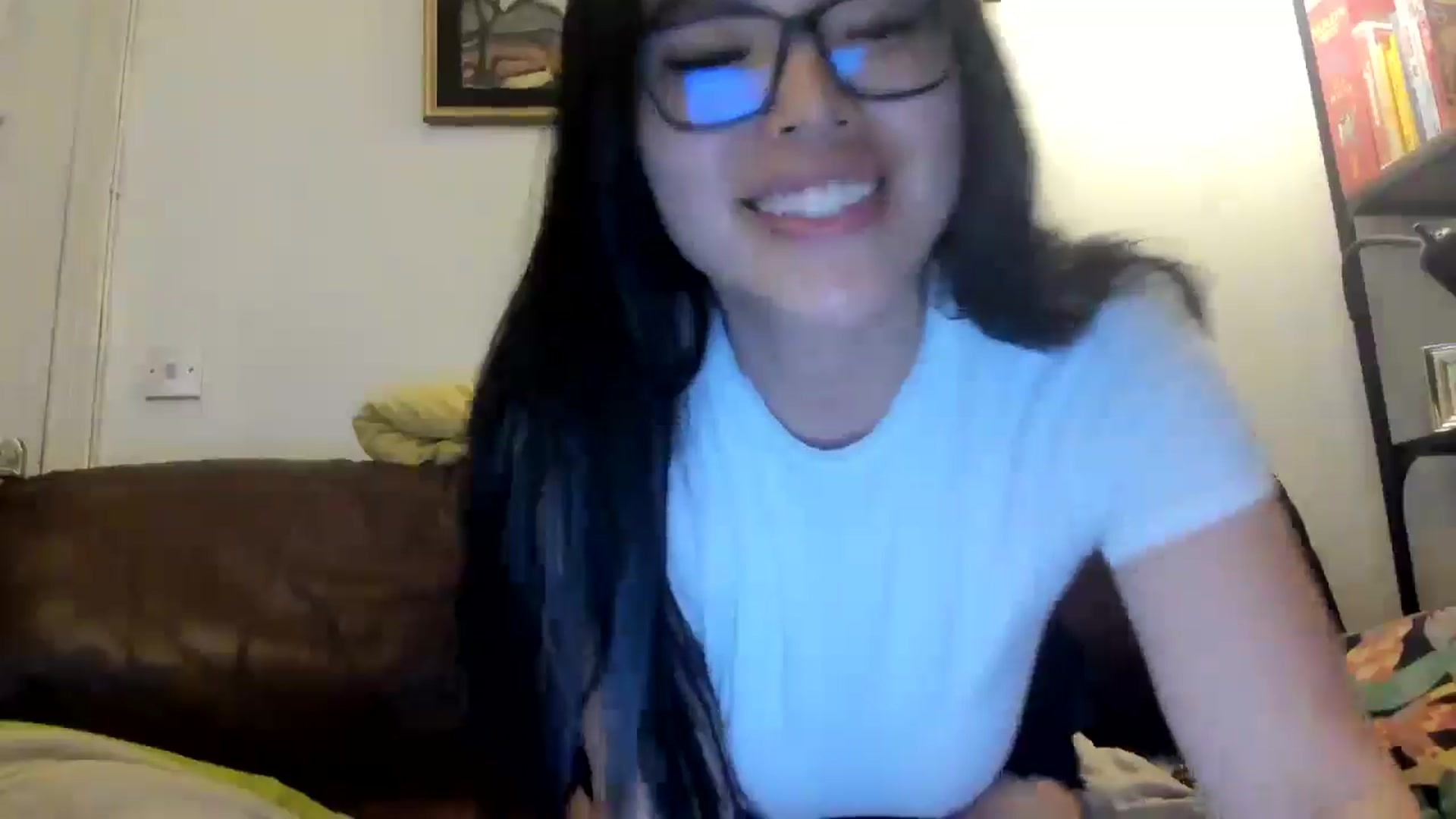 Gallery image thumbnail from DumplingHyuga's myfreecams stream on, 05/15/2025, 21:44 image 8 of 20