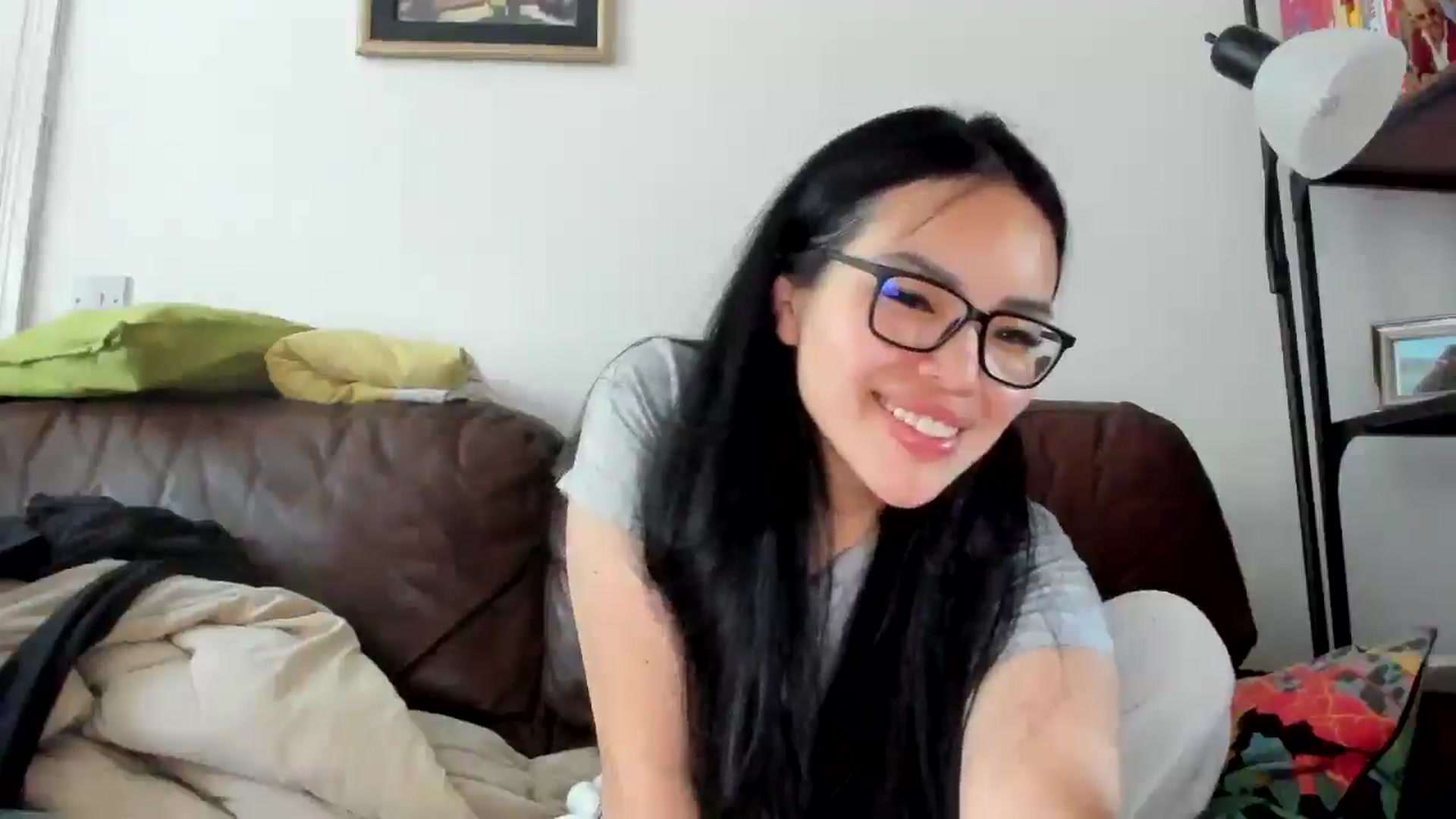 Gallery image thumbnail from DumplingHyuga's myfreecams stream on, 05/18/2025, 19:24 image 11 of 20