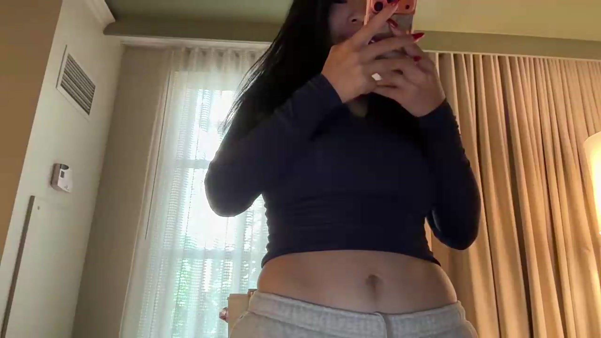 Gallery image thumbnail from DumplingHyuga's myfreecams stream on, 07/08/2026, 18:58 image 13 of 20