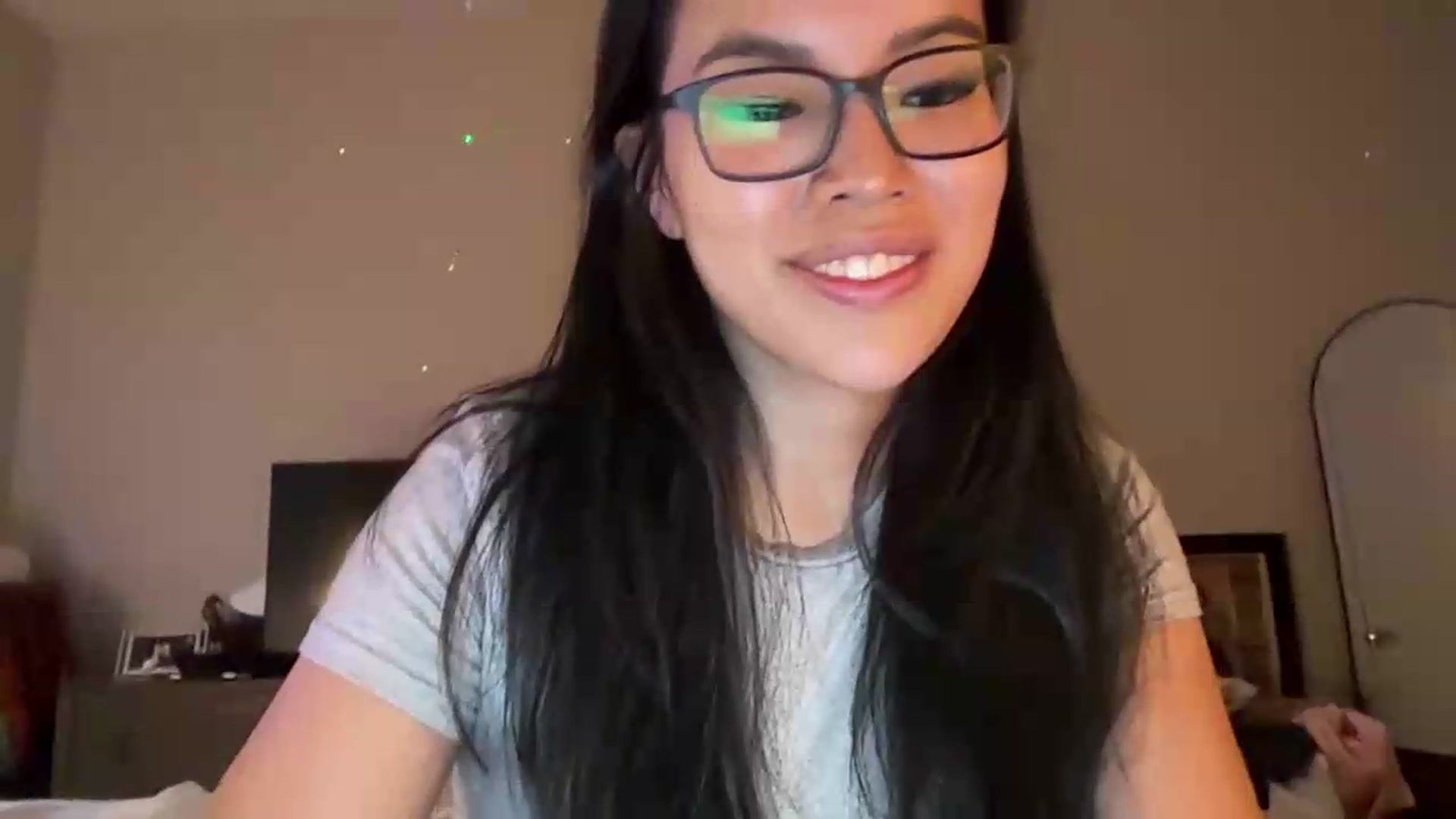 Gallery image thumbnail from DumplingHyuga's myfreecams stream on, 07/10/2026, 24:09 image 19 of 20