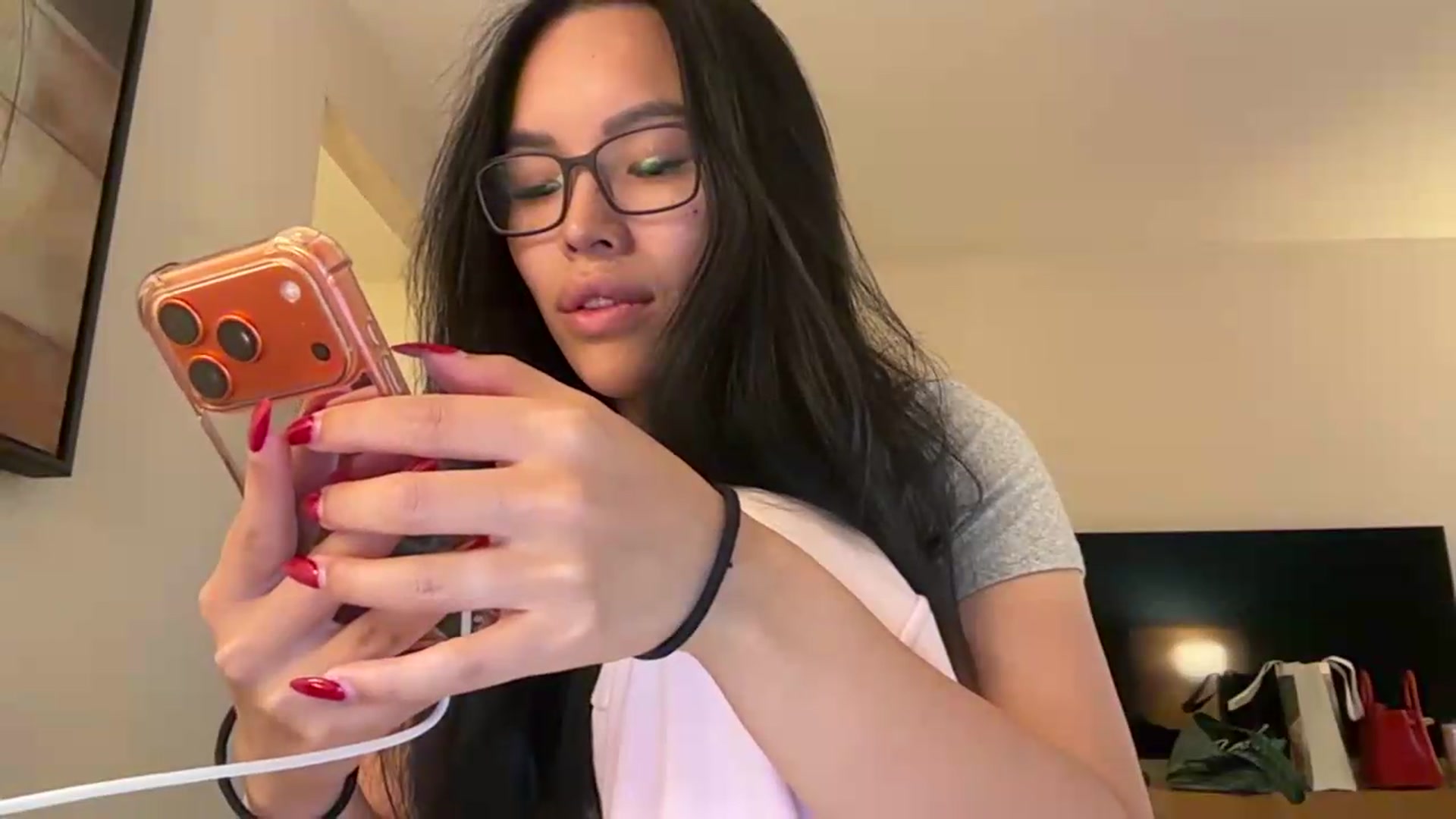 Gallery image thumbnail from DumplingHyuga's myfreecams stream on, 07/21/2026, 14:55 image 12 of 20