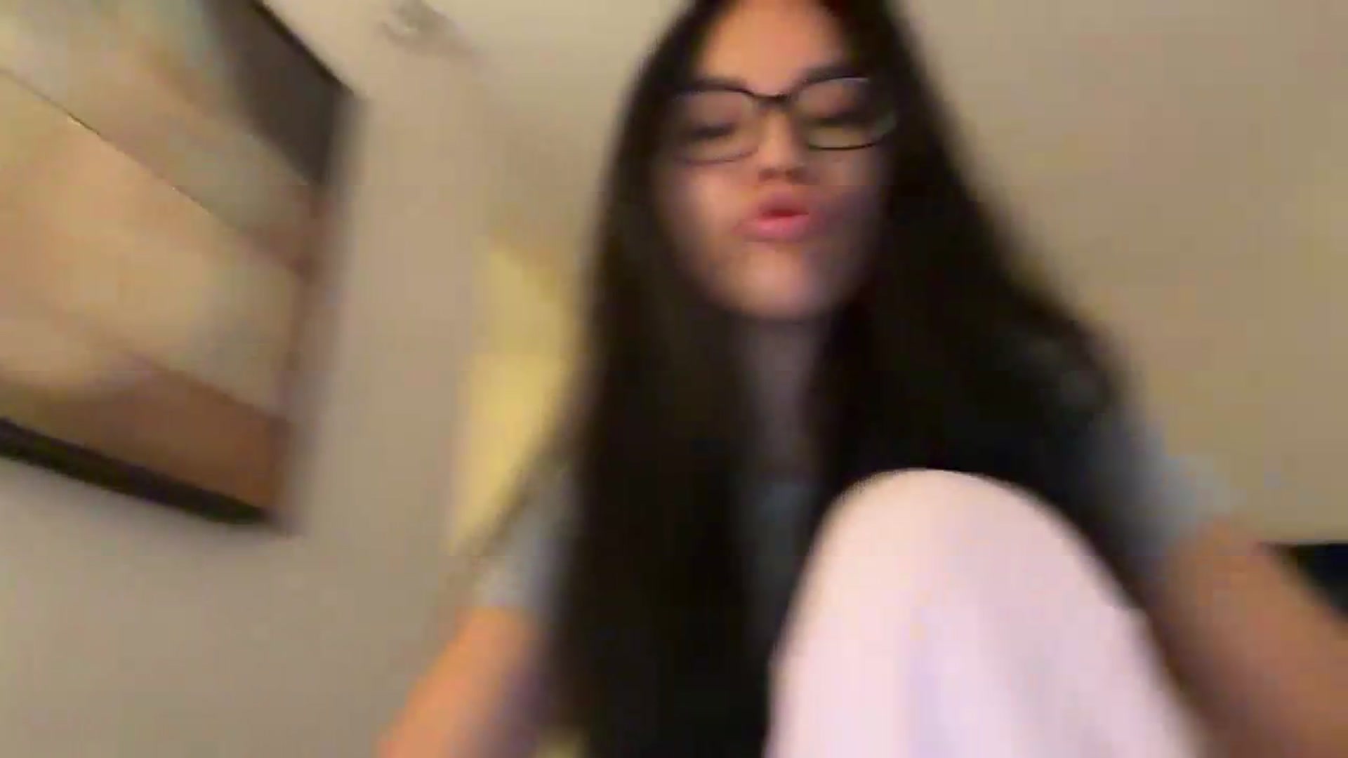 Gallery image thumbnail from DumplingHyuga's myfreecams stream on, 07/21/2026, 14:55 image 11 of 20