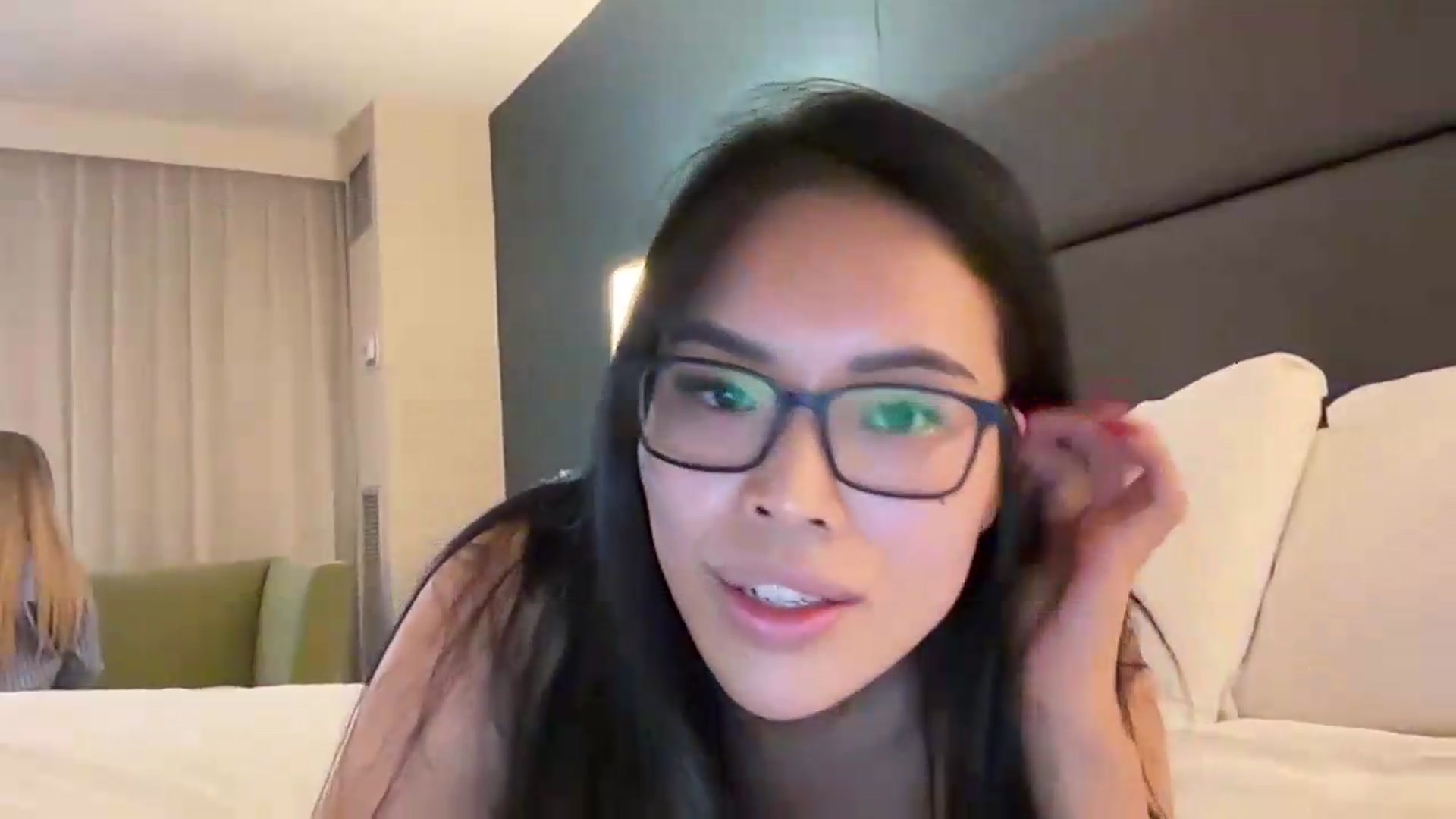 Gallery image thumbnail from DumplingHyuga's myfreecams stream on, 07/21/2026, 19:29 image 16 of 20