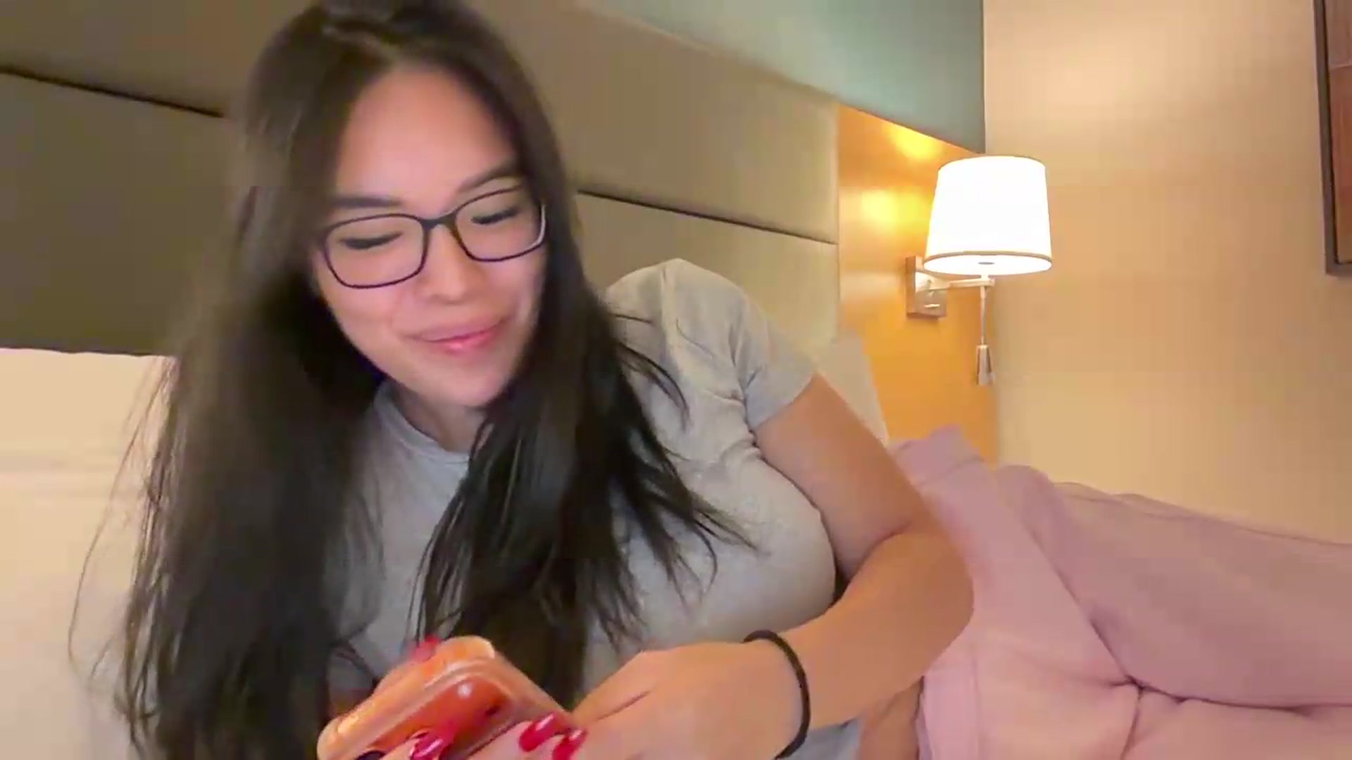 Gallery image thumbnail from DumplingHyuga's myfreecams stream on, 07/22/2026, 24:55 image 3 of 20