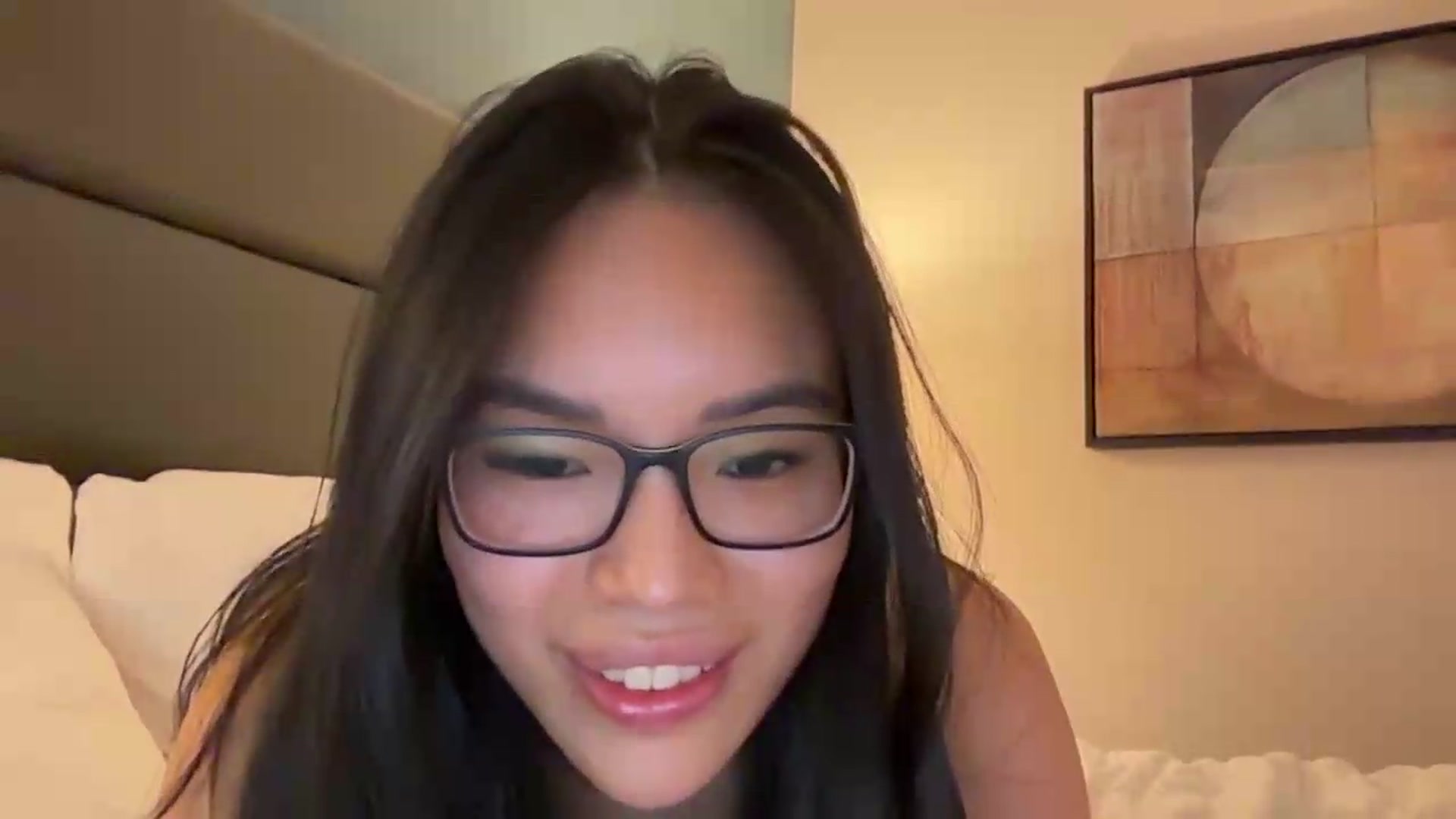 Gallery image thumbnail from DumplingHyuga's myfreecams stream on, 07/22/2026, 24:55 image 11 of 20