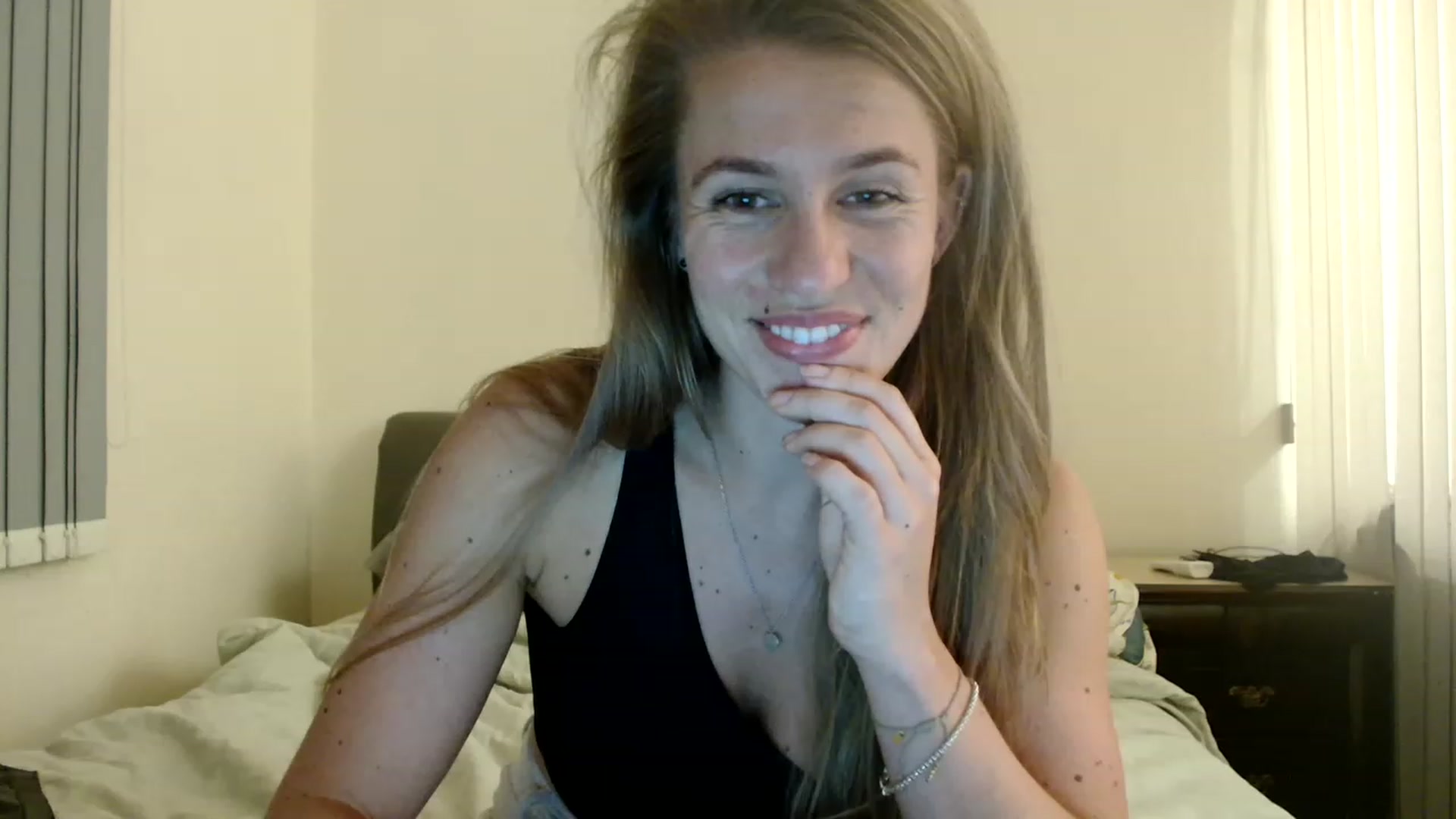 Gallery image thumbnail from Dutchbooty's myfreecams stream on, 01/25/2023, 15:19 image 11 of 20