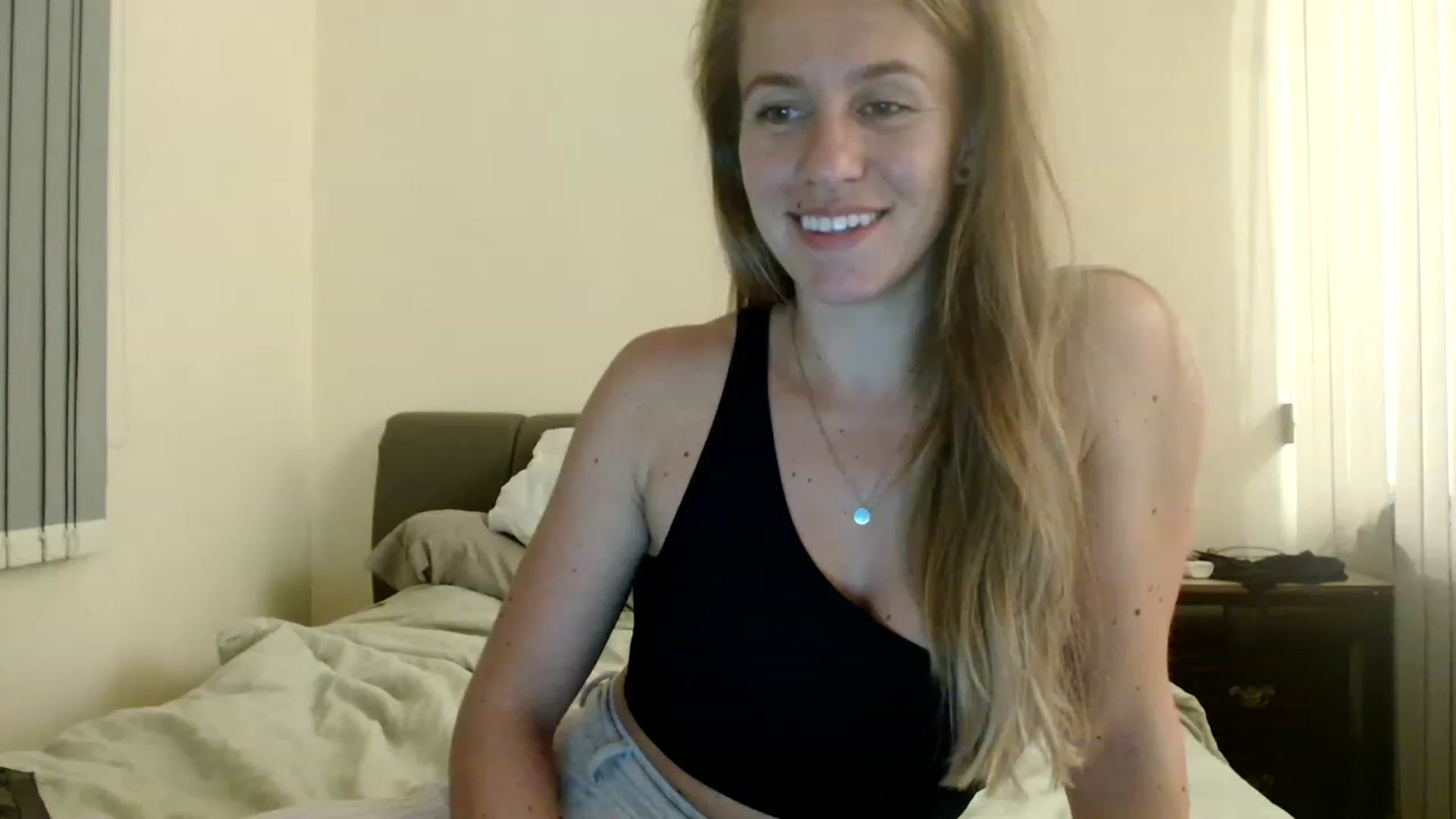 Gallery image thumbnail from Dutchbooty's myfreecams stream on, 01/25/2023, 15:19 image 15 of 20
