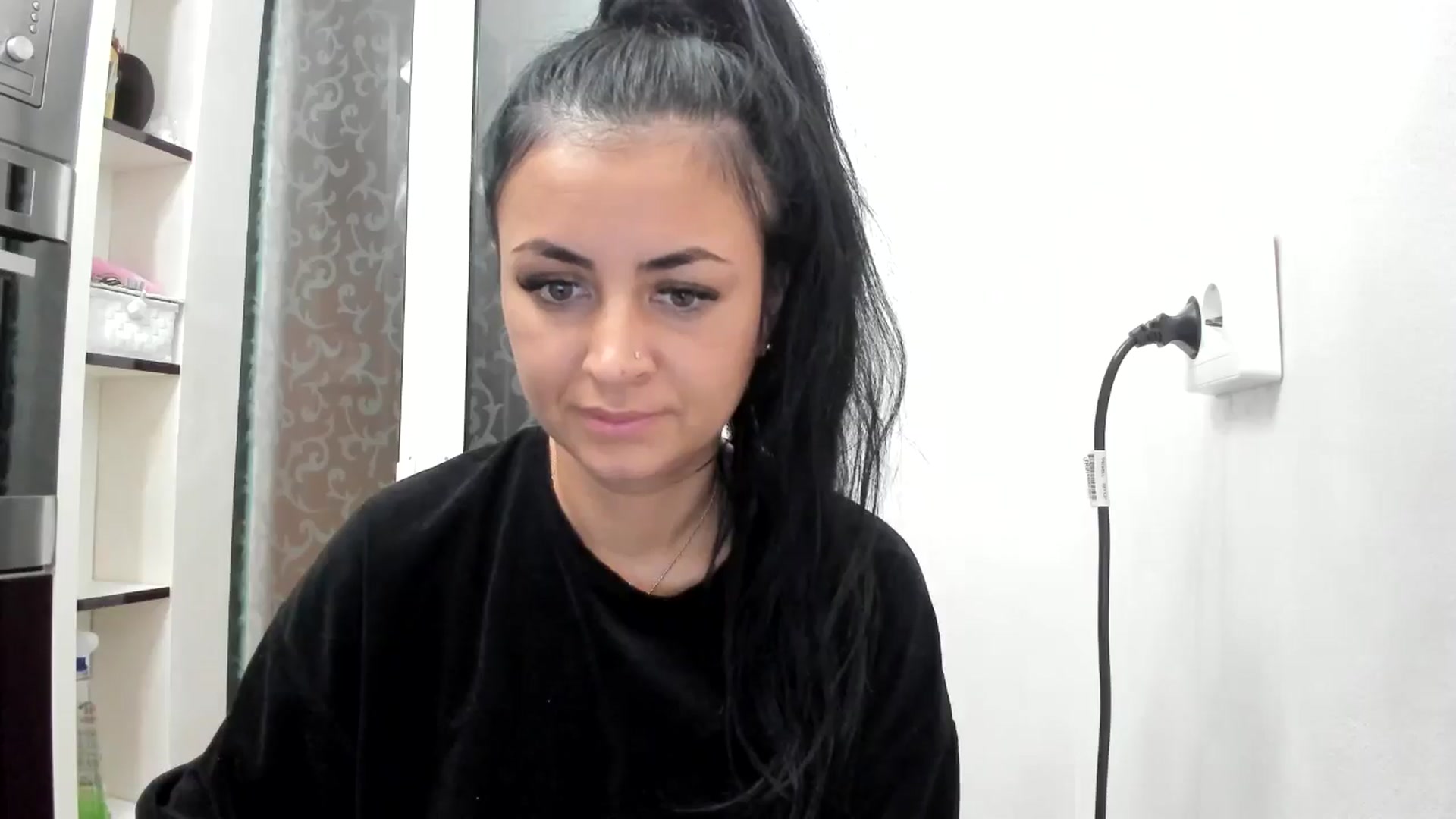 Gallery image thumbnail from E13Ktra_'s myfreecams stream on, 11/19/2024, 24:05 image 4 of 20