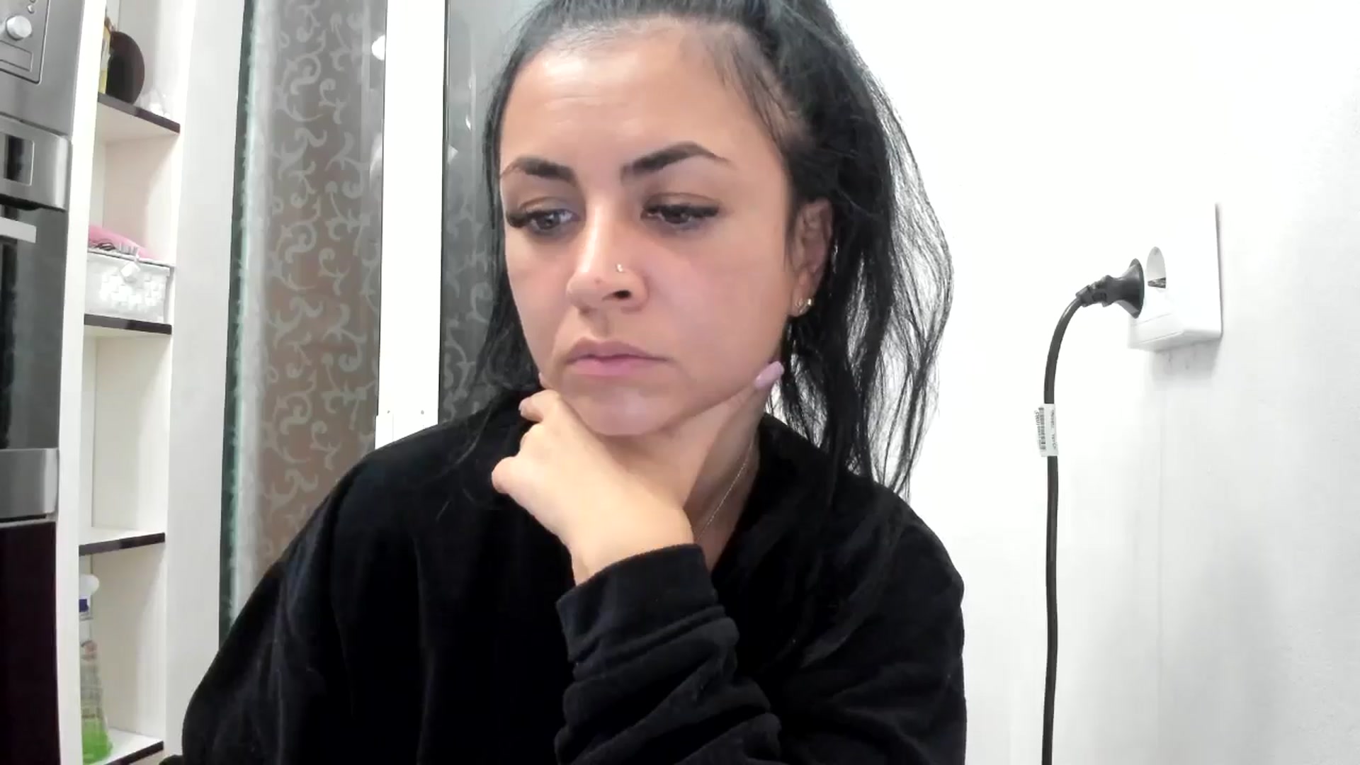 Gallery image thumbnail from E13Ktra_'s myfreecams stream on, 11/19/2024, 24:05 image 19 of 20