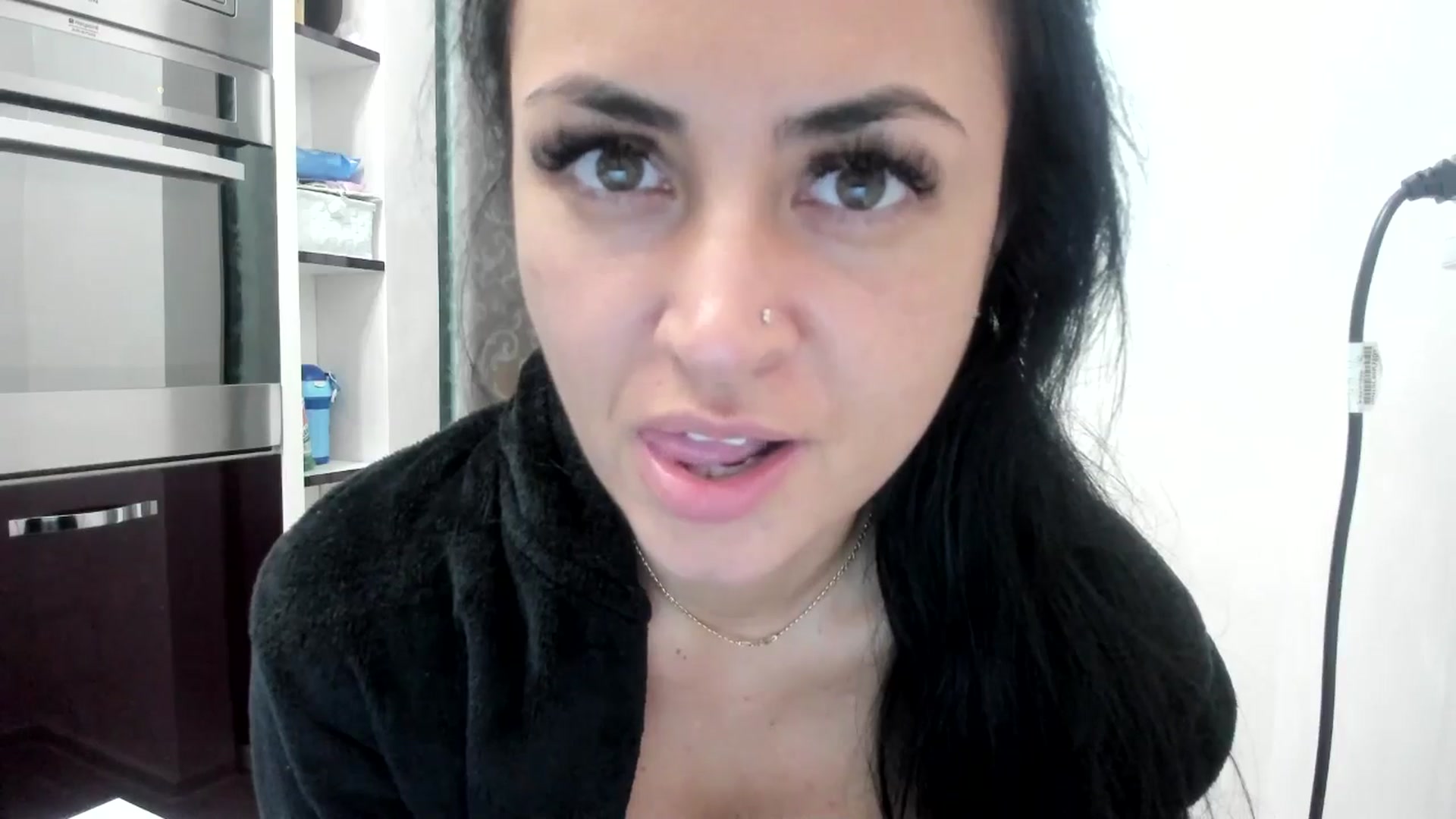 Gallery image thumbnail from E13Ktra_'s myfreecams stream on, 11/27/2024, 21:52 image 5 of 20