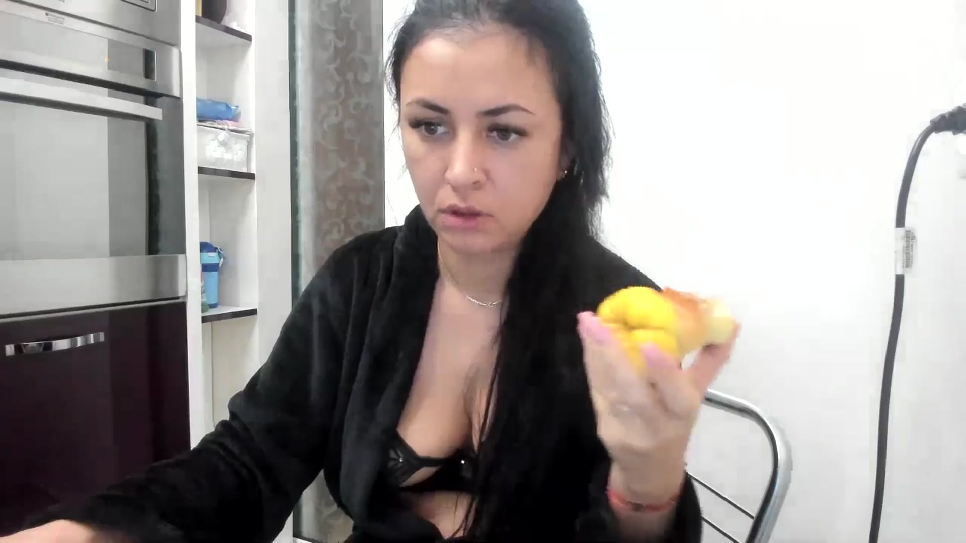 Gallery image thumbnail from E13Ktra_'s myfreecams stream on, 11/27/2024, 21:52 image 18 of 20