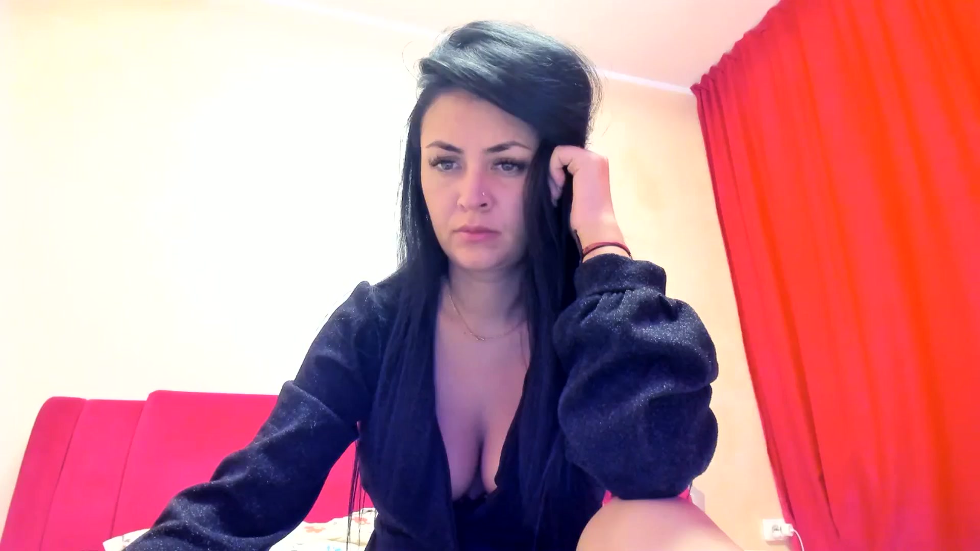 Gallery image thumbnail from E13Ktra_'s myfreecams stream on, 01/22/2025, 22:51 image 18 of 20
