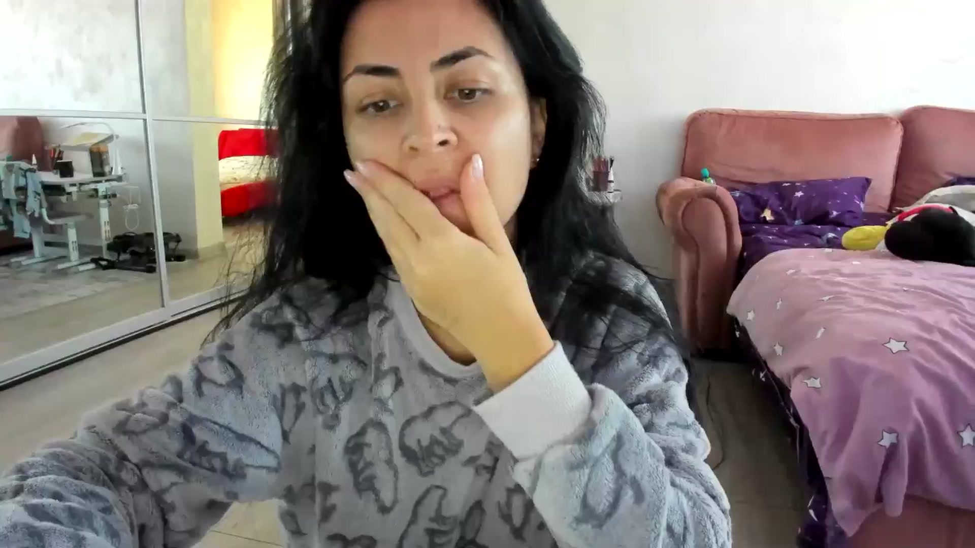 Gallery image thumbnail from E13Ktra_'s myfreecams stream on, 11/05/2025, 07:22 image 14 of 20