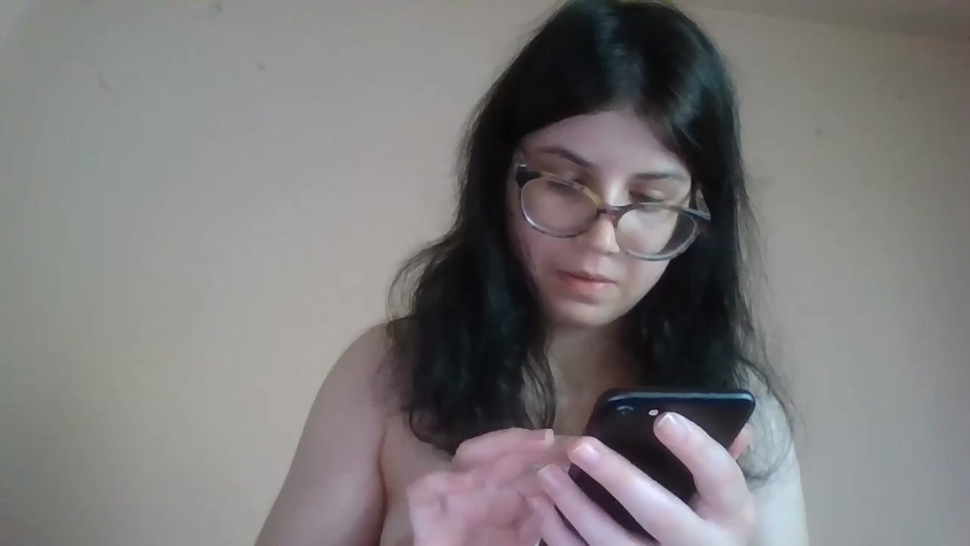 Gallery image thumbnail from EARLYFLOWER's myfreecams stream on, 12/19/2024, 08:34 image 7 of 20