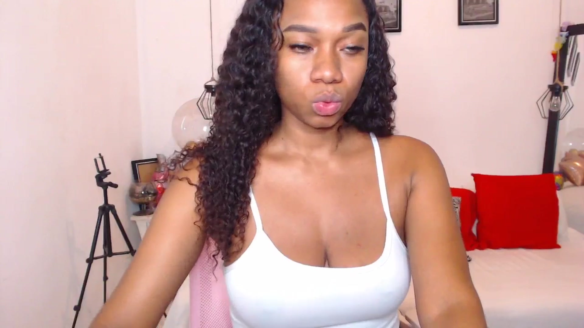 Gallery image thumbnail from EBONNY69's myfreecams stream on, 01/19/2026, 24:14 image 3 of 20