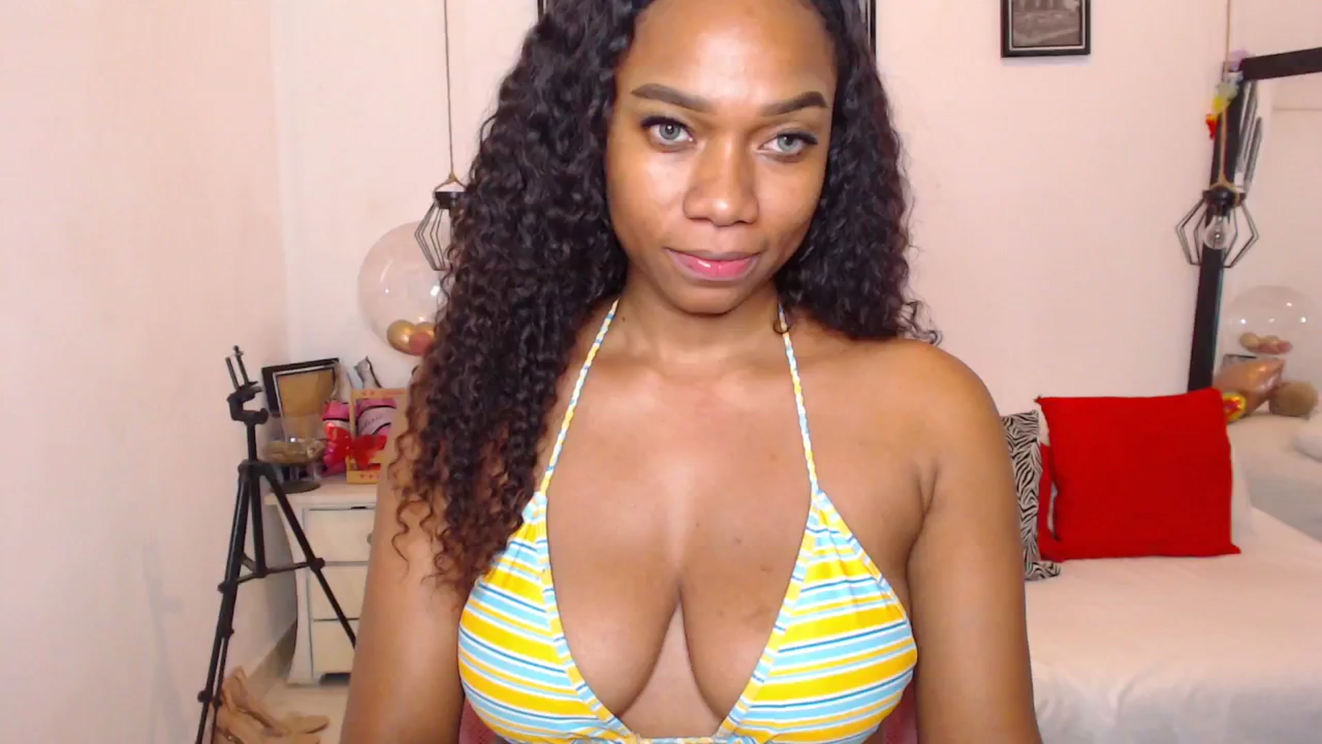 Gallery image thumbnail from EBONNY69's myfreecams stream on, 01/21/2026, 01:40 image 15 of 20