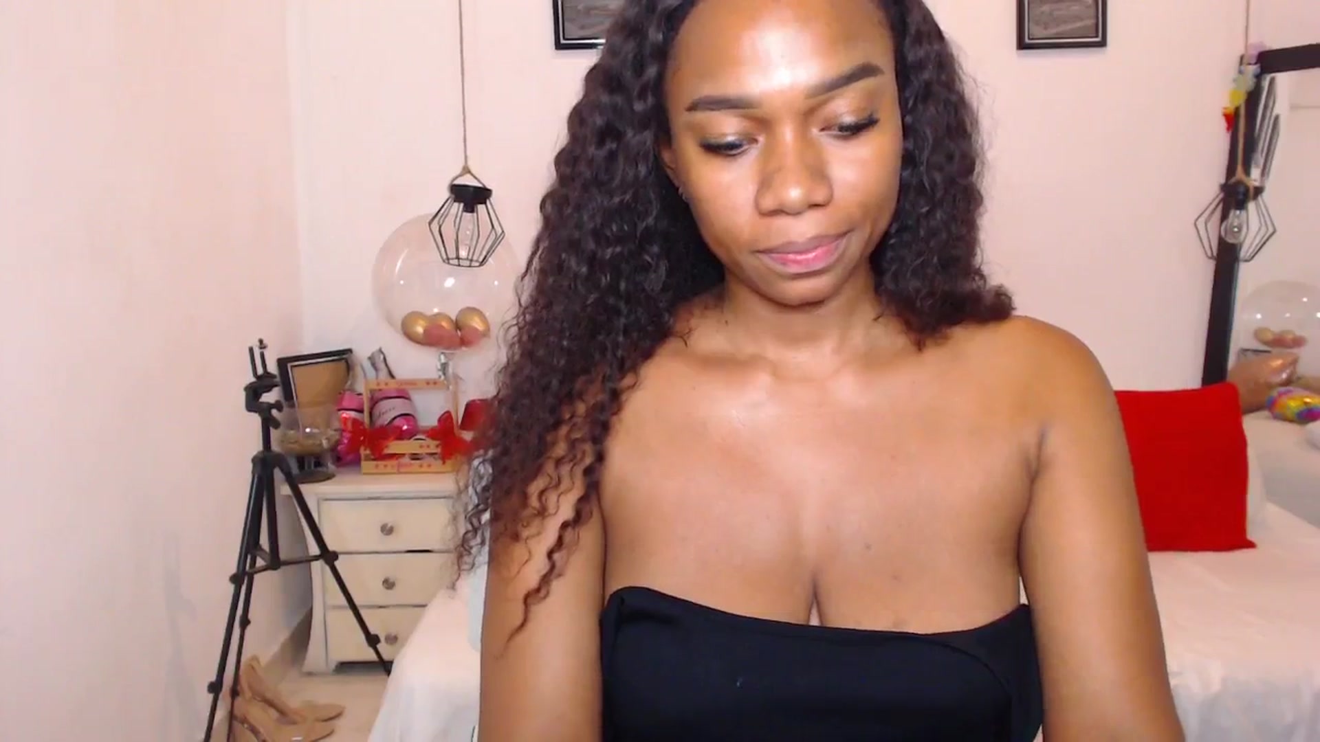 Gallery image thumbnail from EBONNY69's myfreecams stream on, 01/22/2026, 01:49 image 12 of 20