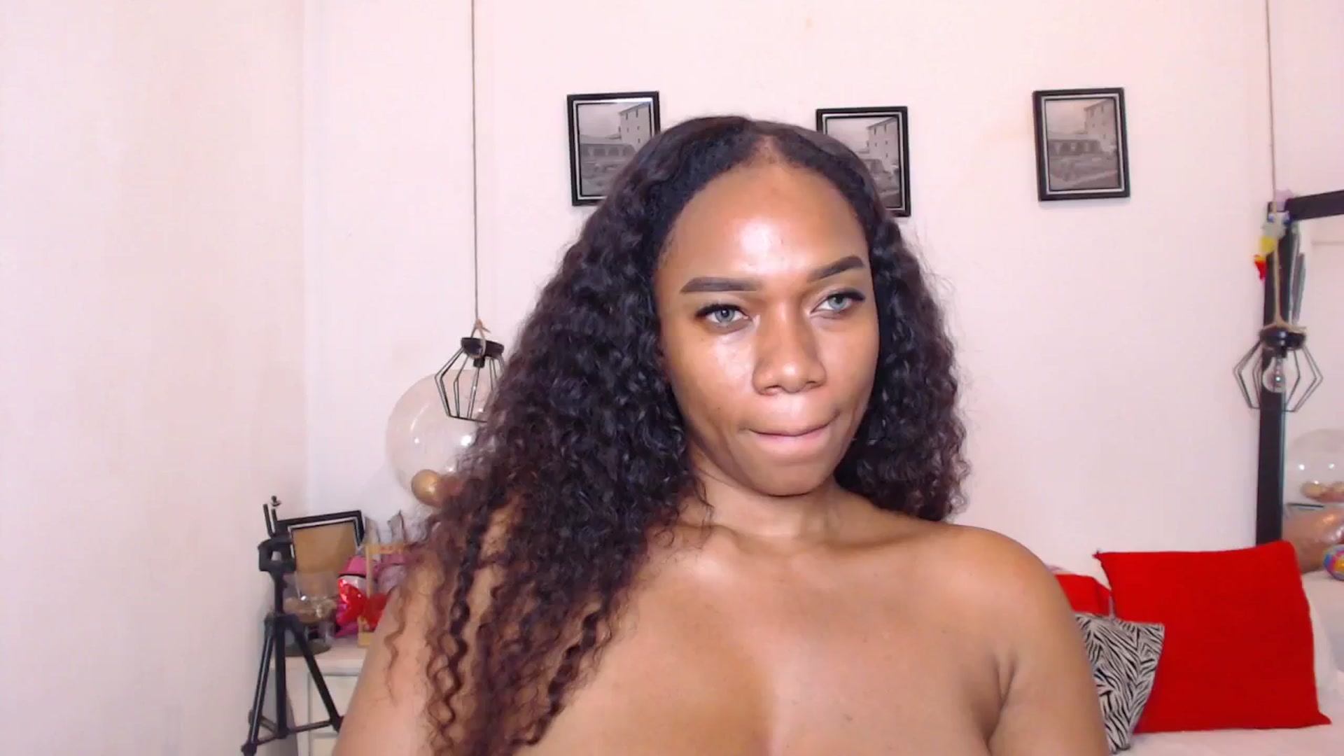 Gallery image thumbnail from EBONNY69's myfreecams stream on, 01/23/2026, 02:12 image 4 of 20