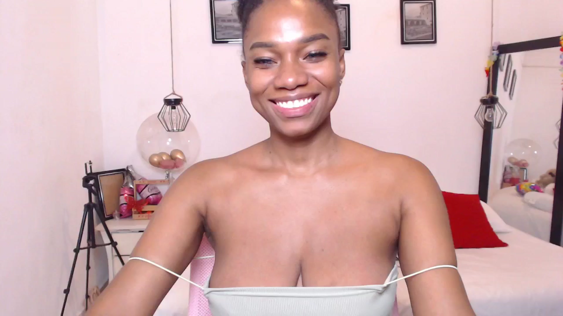 Gallery image thumbnail from EBONNY69's myfreecams stream on, 02/06/2026, 02:51 image 17 of 20