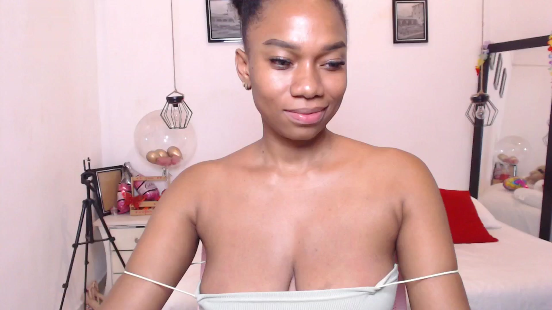 Gallery image thumbnail from EBONNY69's myfreecams stream on, 02/06/2026, 02:51 image 18 of 20