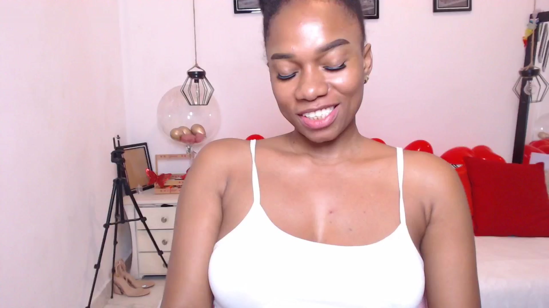 Gallery image thumbnail from EBONNY69's myfreecams stream on, 02/19/2026, 01:23 image 13 of 20