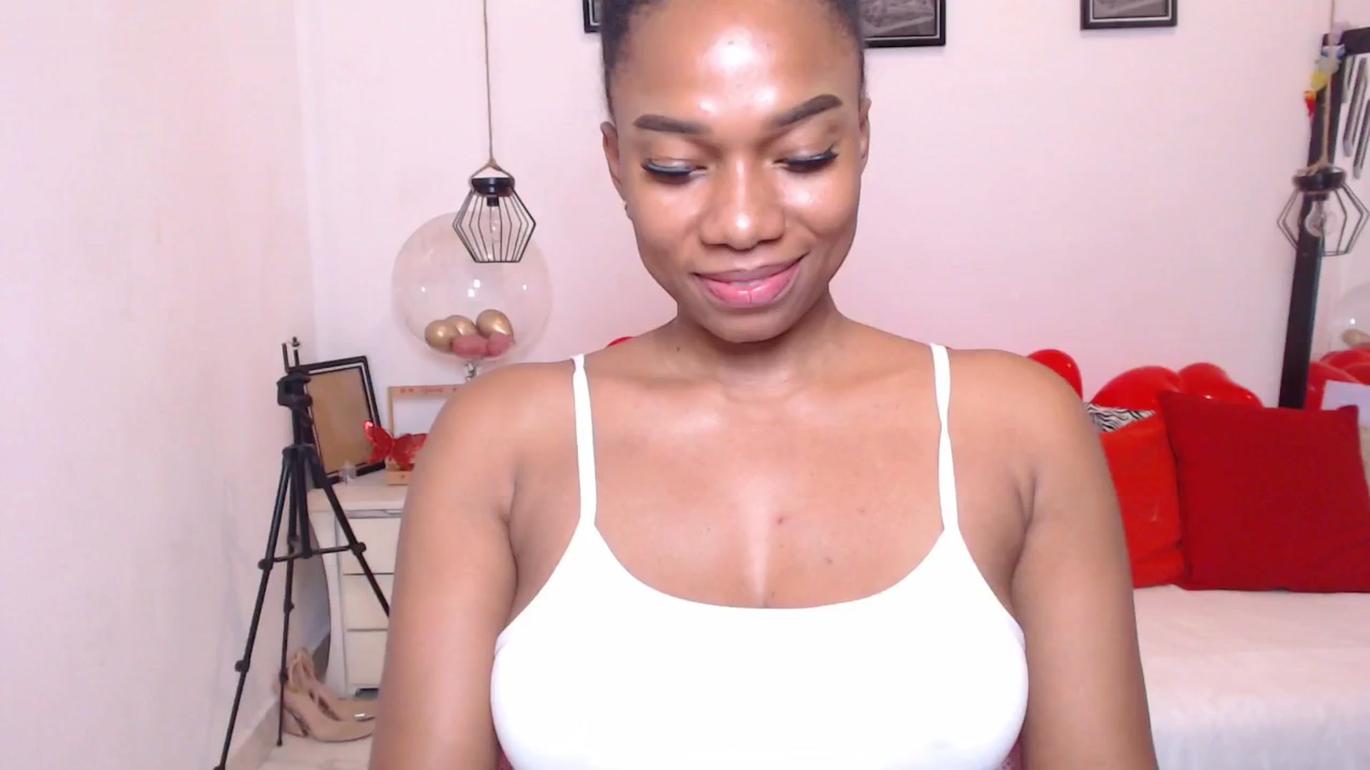 Gallery image thumbnail from EBONNY69's myfreecams stream on, 02/19/2026, 01:23 image 6 of 20