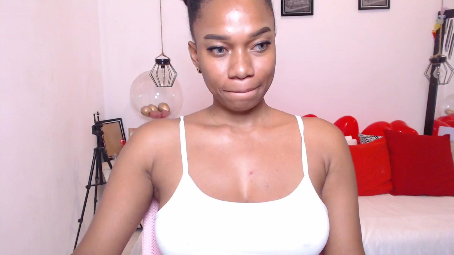 Gallery image thumbnail from EBONNY69's myfreecams stream on, 02/19/2026, 01:23 image 1 of 20