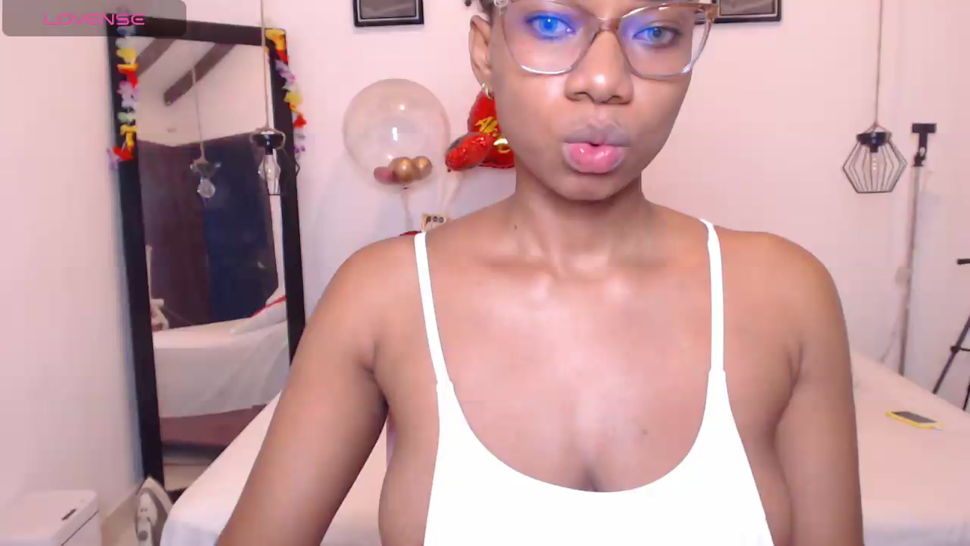 Gallery image thumbnail from EBONNY69's myfreecams stream on, 05/27/2026, 01:06 image 9 of 20