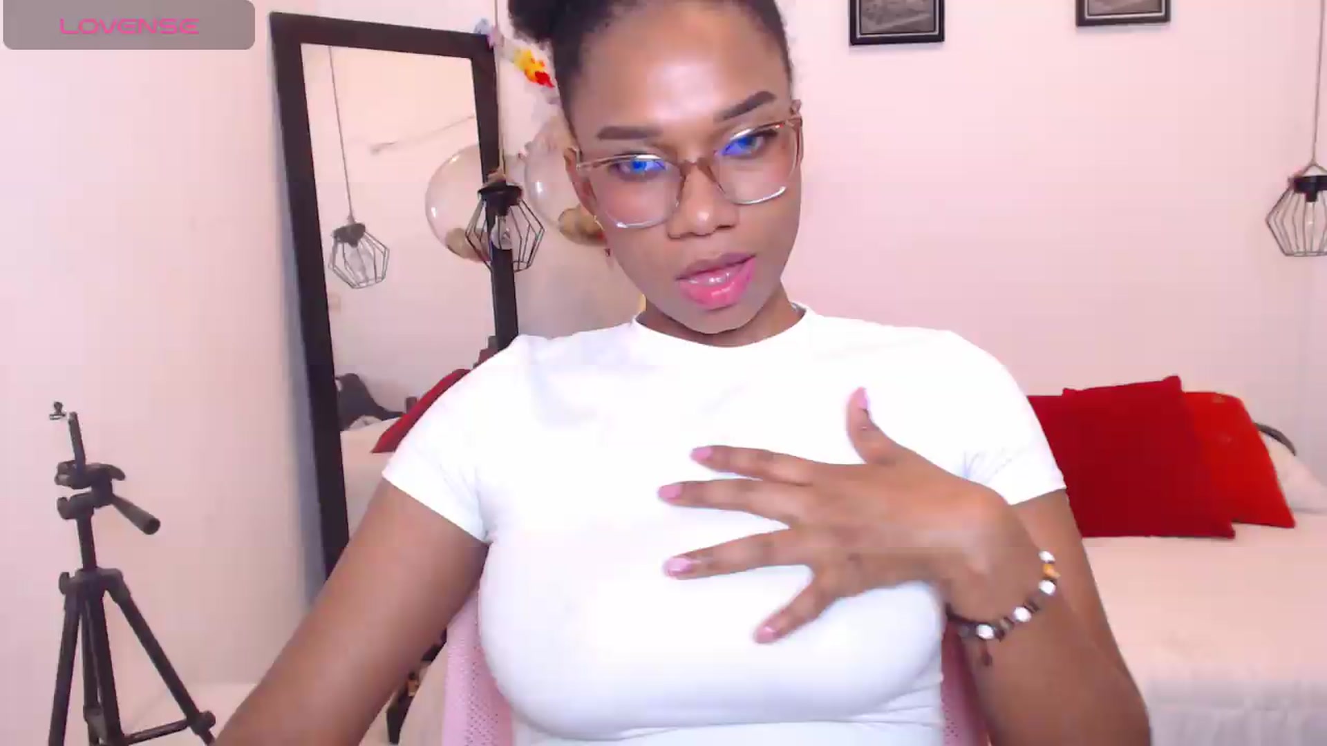 Gallery image thumbnail from EBONNY69's myfreecams stream on, 09/08/2026, 24:39 image 5 of 20