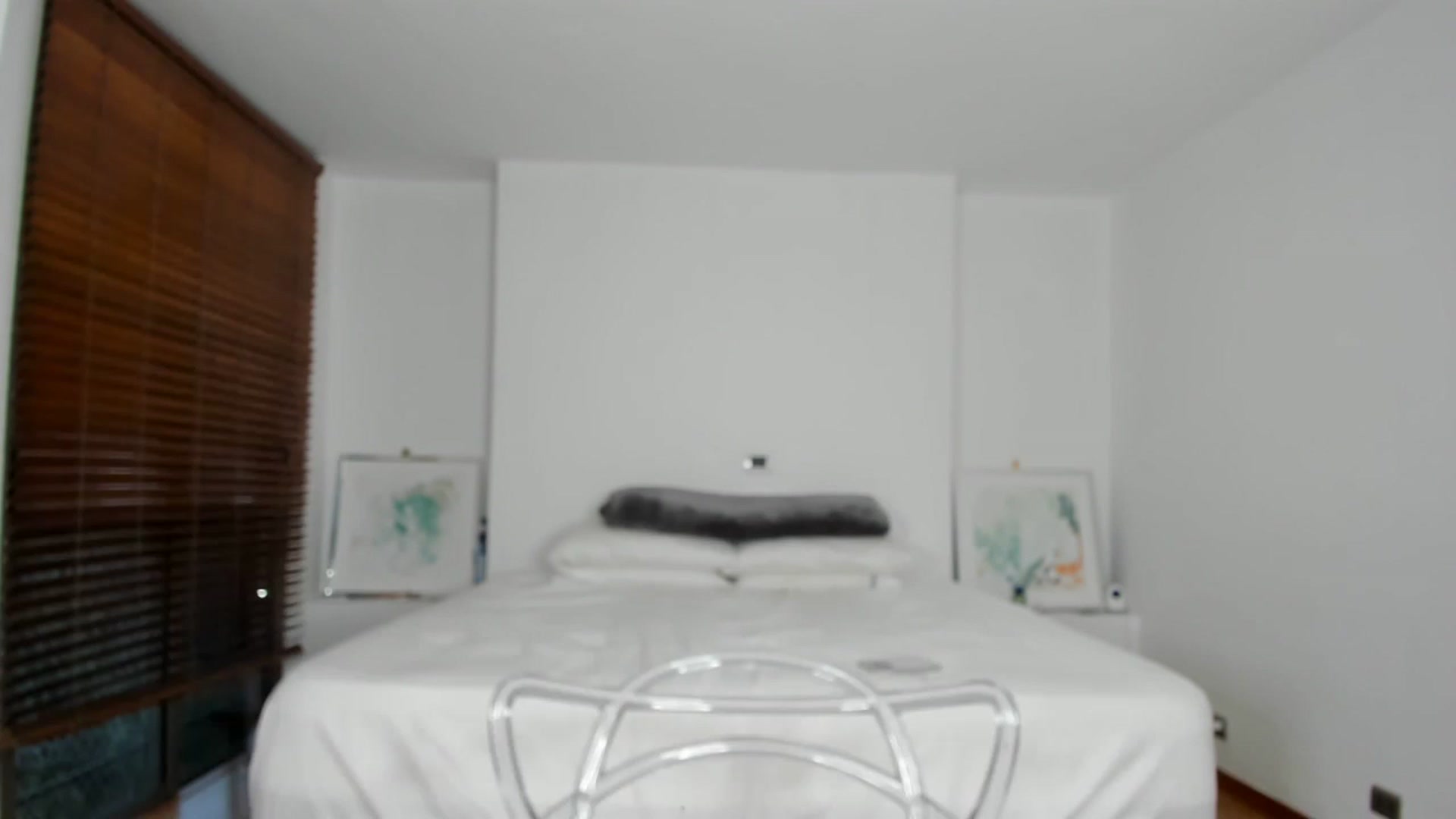 Gallery image thumbnail from EMILIANA_CRUZ's myfreecams stream on, 06/07/2023, 24:01 image 12 of 20