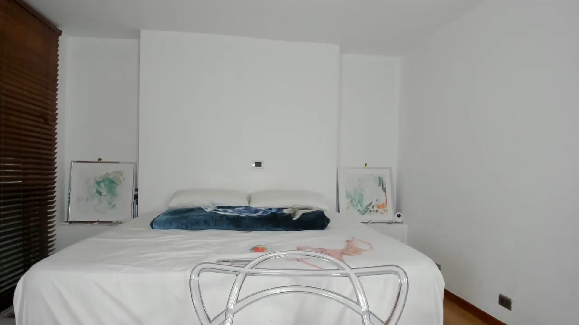 Gallery image thumbnail from EMILIANA_CRUZ's myfreecams stream on, 06/09/2023, 23:11 image 20 of 20