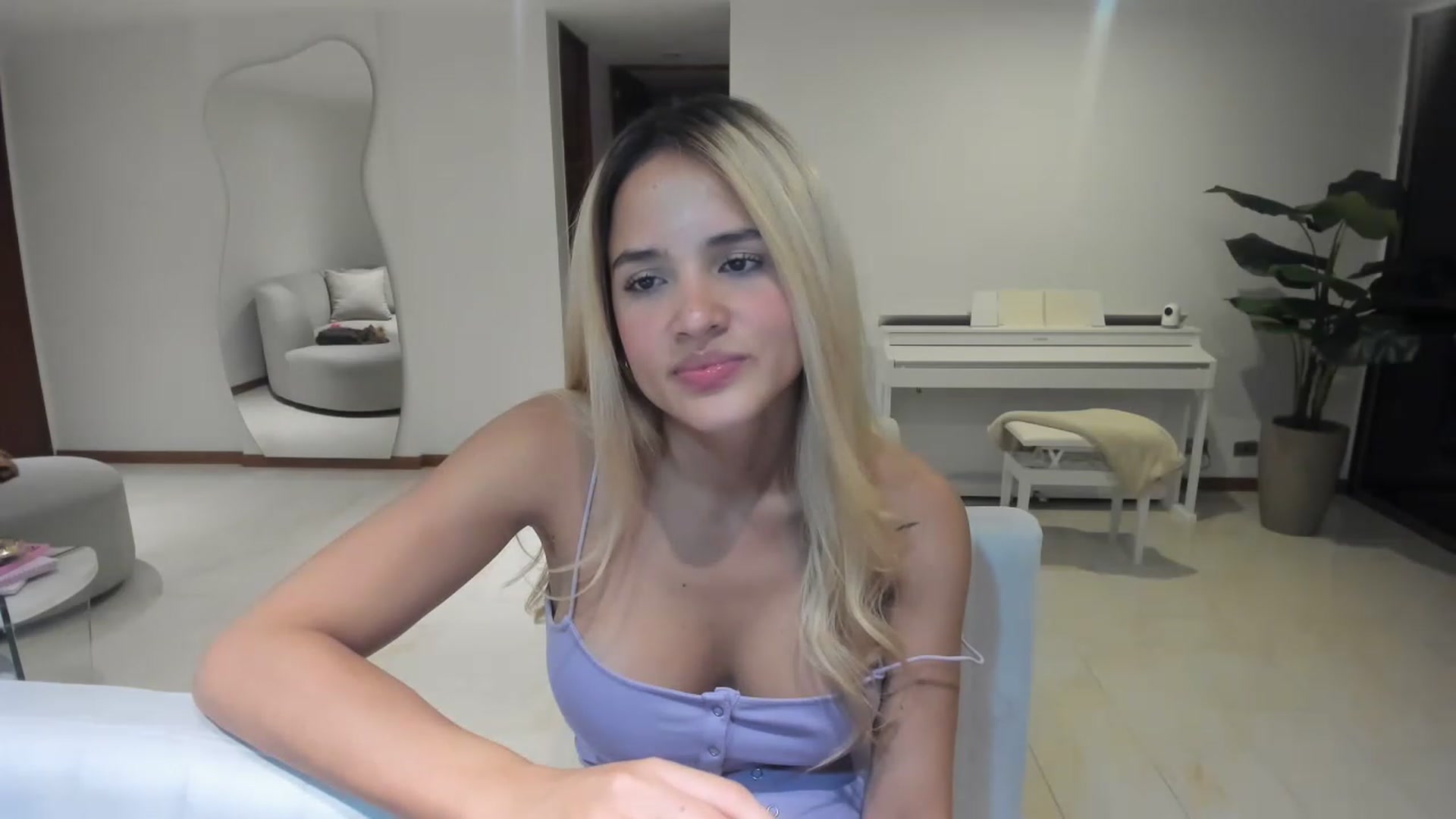 Gallery image thumbnail from EMILIANA_CRUZ's myfreecams stream on, 07/30/2023, 24:12 image 20 of 20