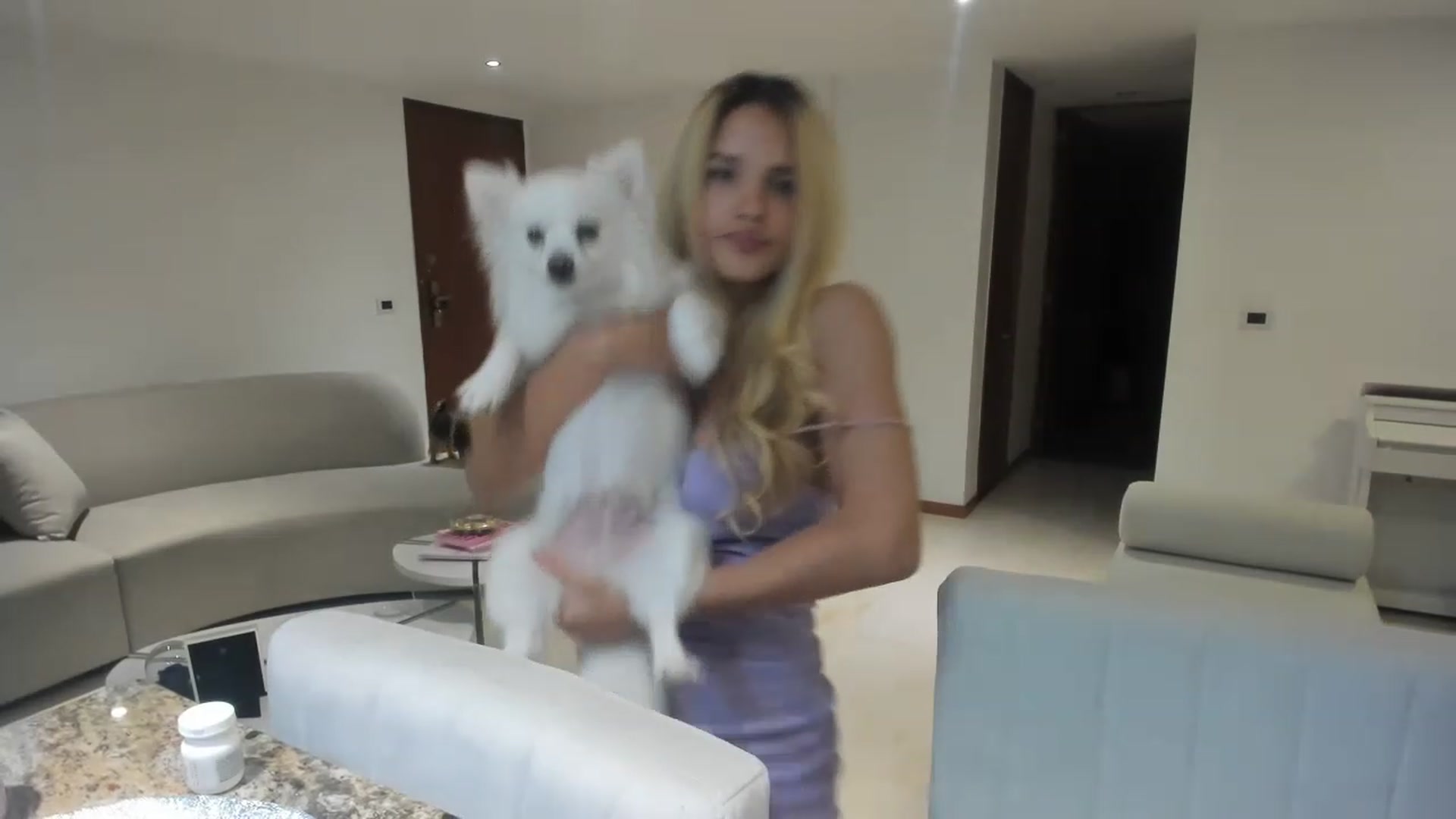 Gallery image thumbnail from EMILIANA_CRUZ's myfreecams stream on, 07/30/2023, 24:12 image 16 of 20