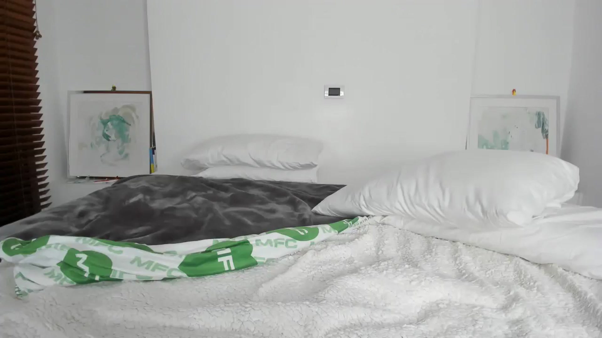Gallery image thumbnail from EMILIANA_CRUZ's myfreecams stream on, 08/11/2023, 01:52 image 20 of 20