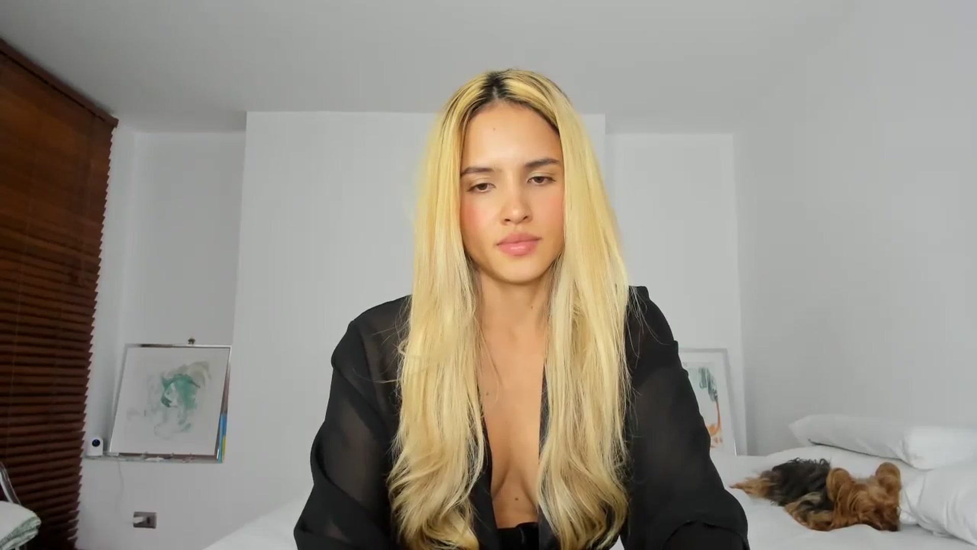 Gallery image thumbnail from EMILIANA_CRUZ's myfreecams stream on, 08/30/2023, 01:46 image 16 of 20