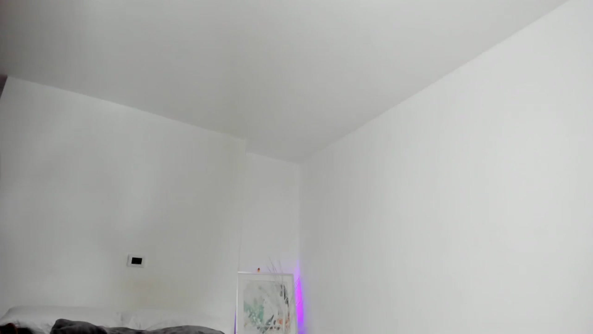 Gallery image thumbnail from EMILIANA_CRUZ's myfreecams stream on, 01/26/2024, 04:24 image 6 of 20