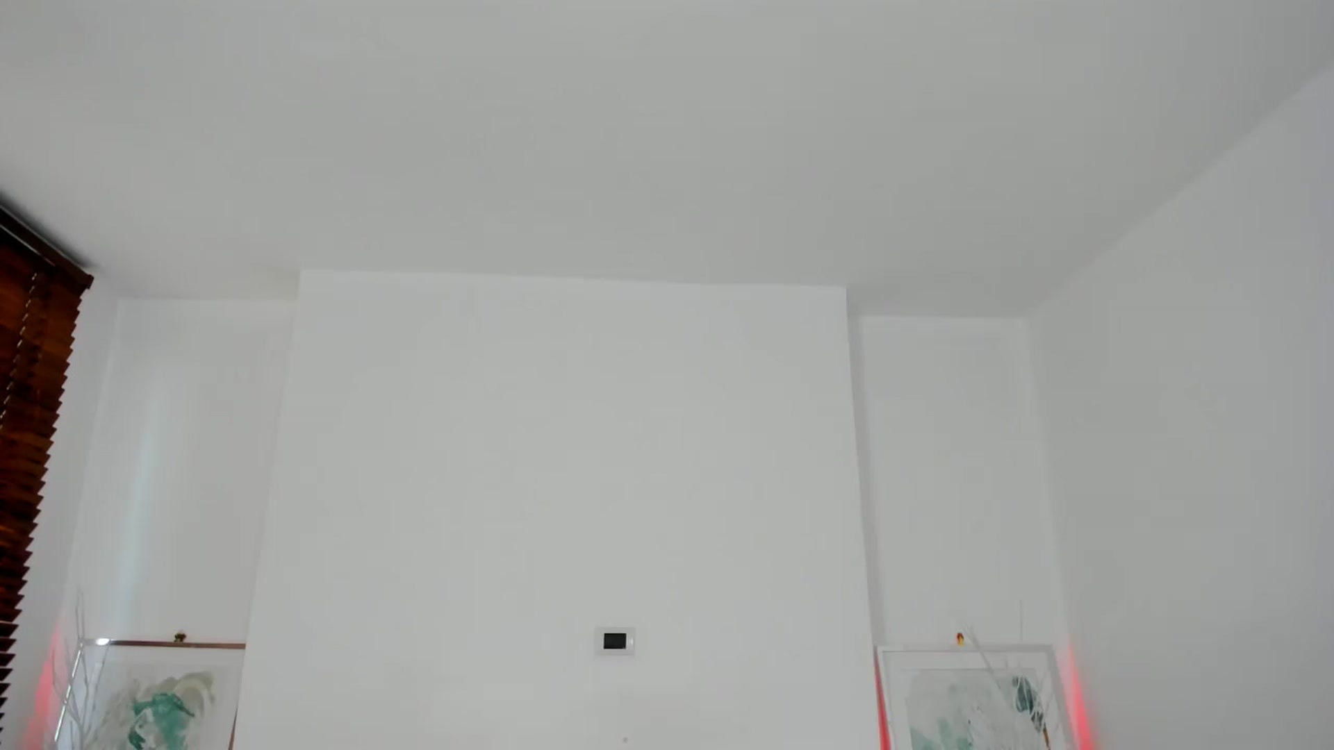 Gallery image thumbnail from EMILIANA_CRUZ's myfreecams stream on, 03/05/2024, 21:03 image 13 of 20