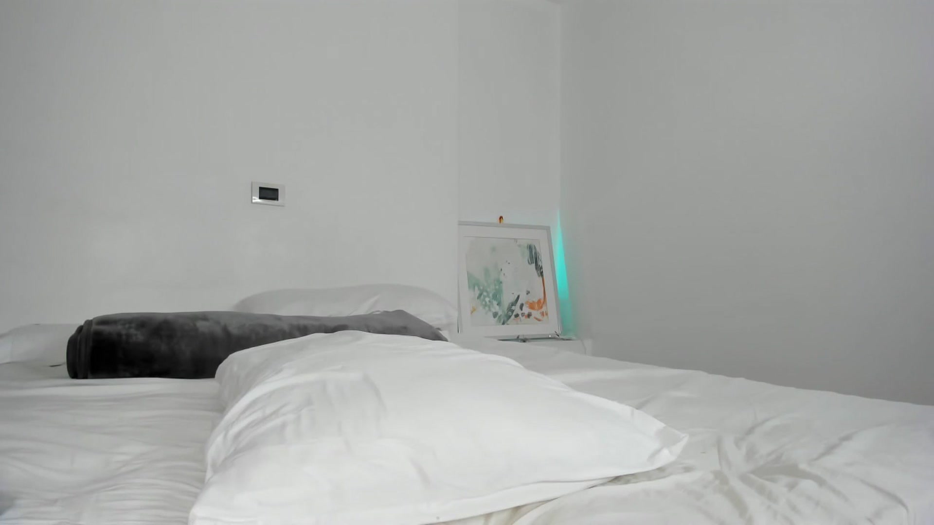 Gallery image thumbnail from EMILIANA_CRUZ's myfreecams stream on, 04/07/2024, 01:48 image 14 of 20