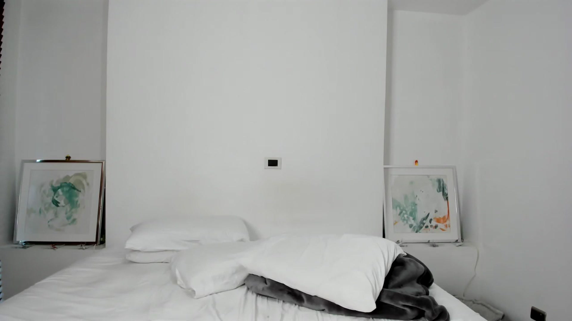 Gallery image thumbnail from EMILIANA_CRUZ's myfreecams stream on, 06/29/2024, 22:58 image 7 of 20