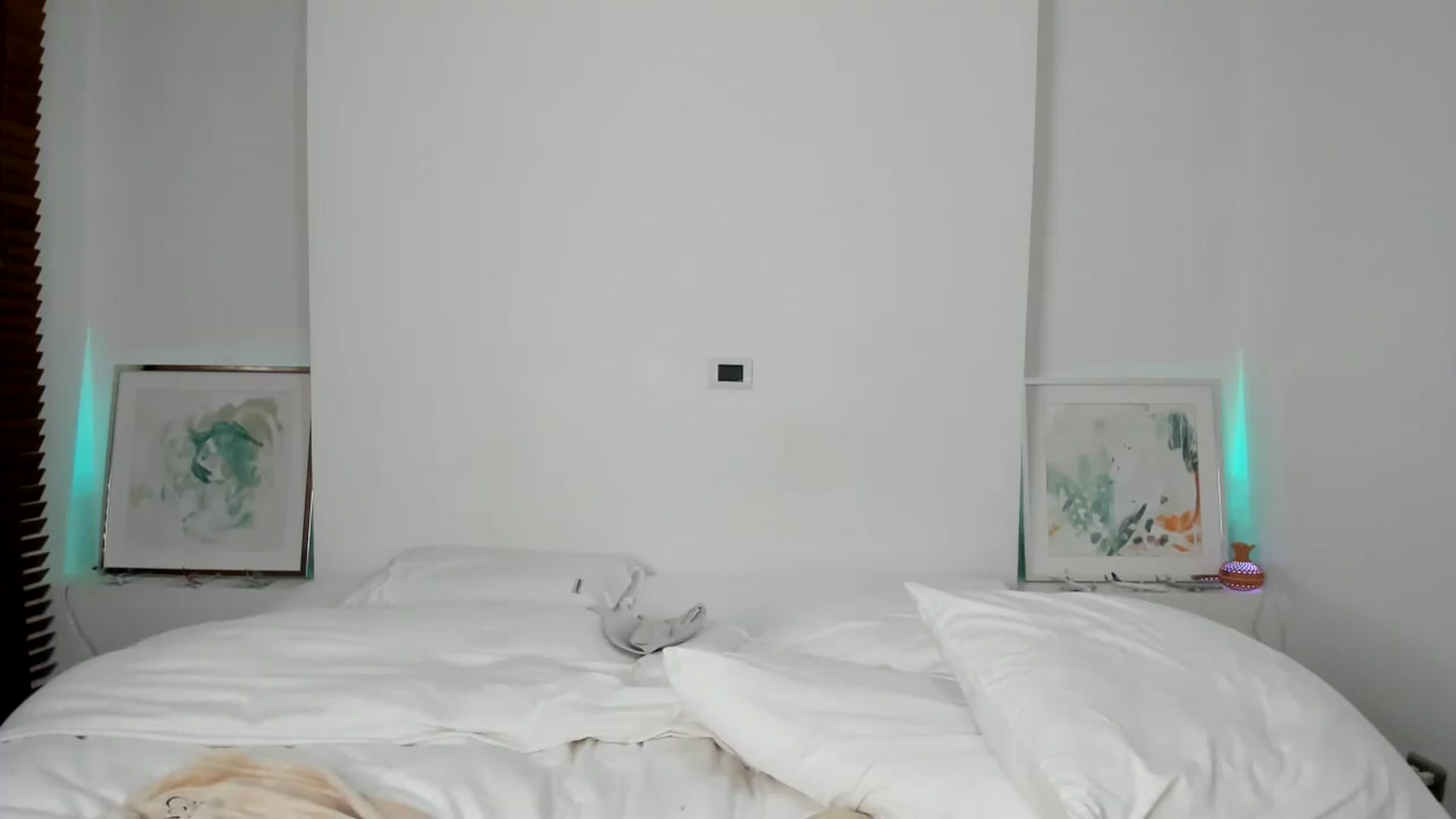 Gallery image thumbnail from EMILIANA_CRUZ's myfreecams stream on, 10/10/2024, 06:04 image 5 of 20
