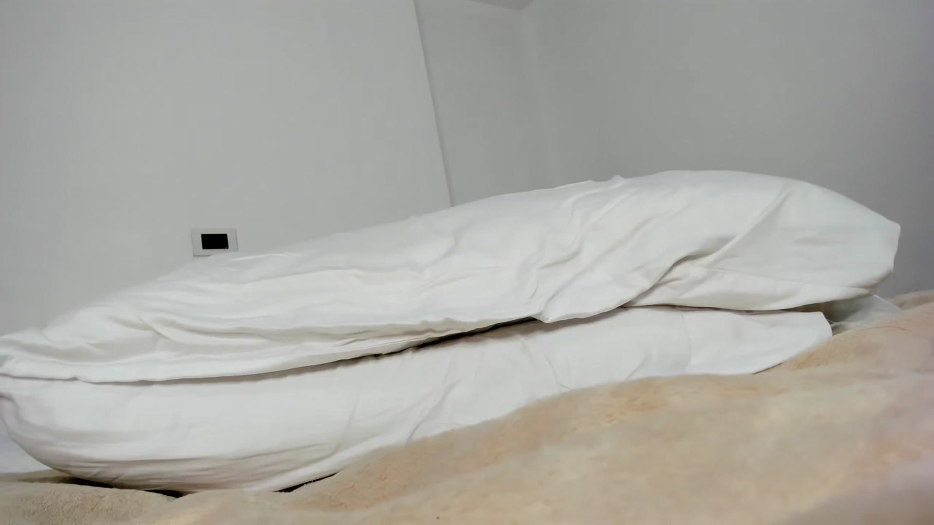 Gallery image thumbnail from EMILIANA_CRUZ's myfreecams stream on, 10/26/2024, 03:45 image 17 of 20